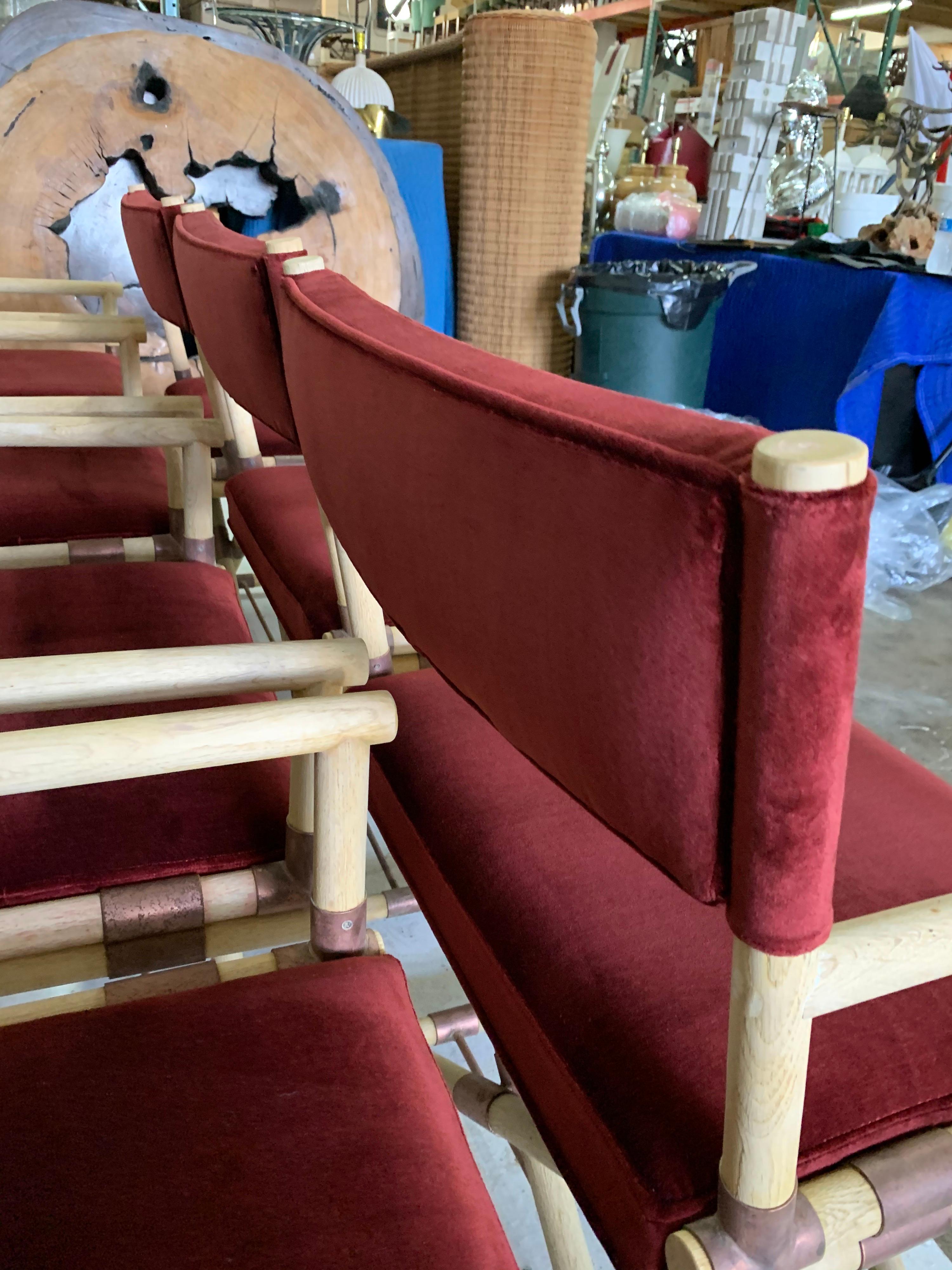 Chaises de directeur vintage de style JMF, ensemble de 8 pièces Bon état - En vente à North Miami, FL