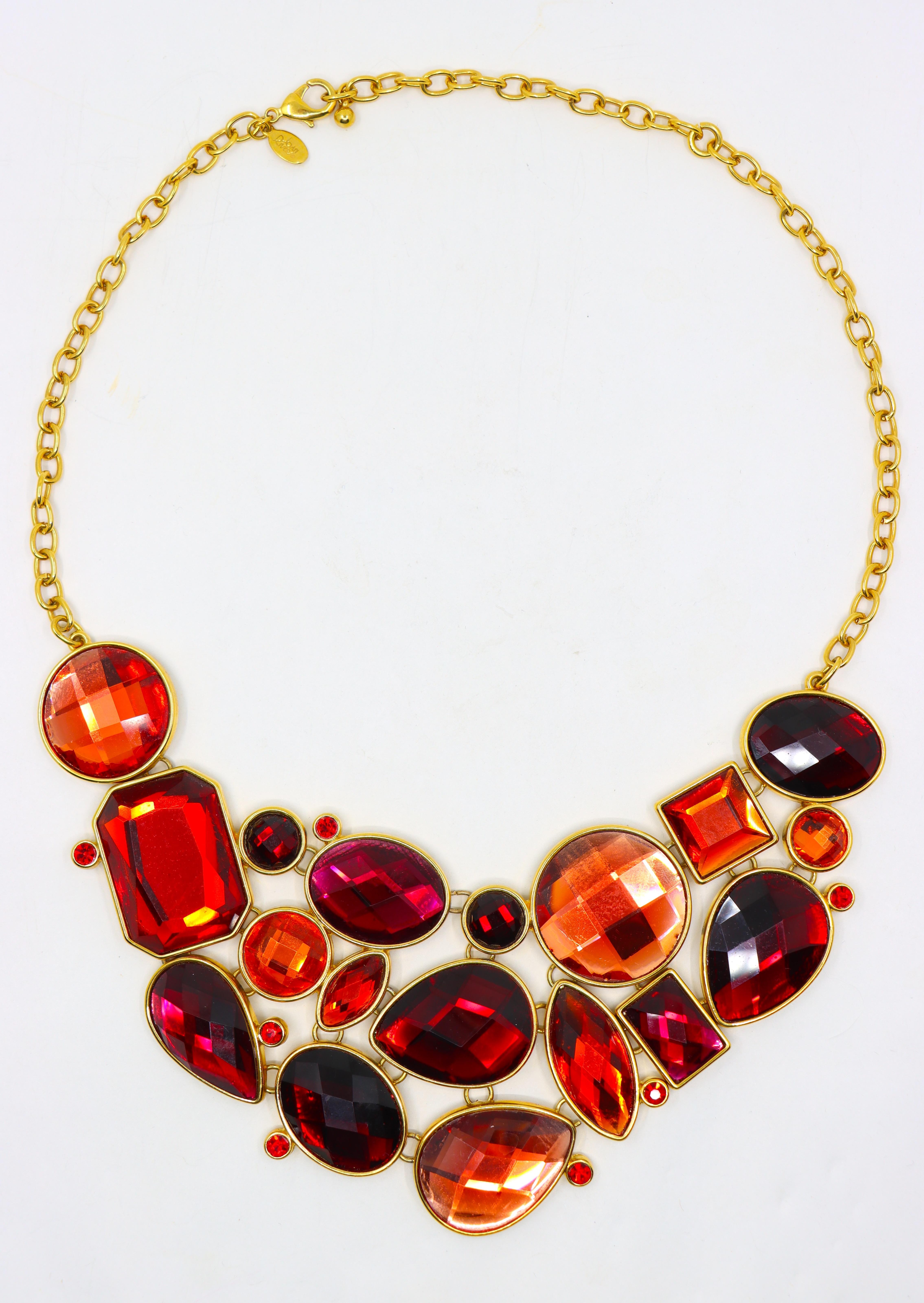 Vintage Joan River Gold Tone Red Glass Necklace In Good Condition For Sale In Flushing, NY