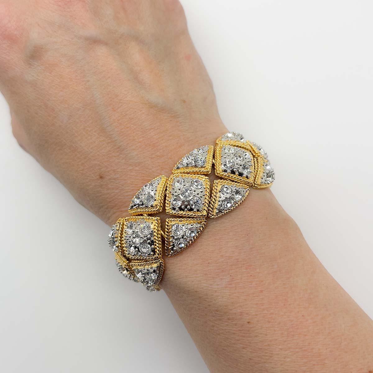 A divine Vintage Joan Rivers Crystal matelassé Bracelet. Designed in a matelassé style and pave set with chaton crystals this is an ultra glam bracelet inspired by the opulent diamond bracelets of the fine jewellery houses. The quality of this piece