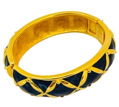 Vintage JOAN RIVERS gold navy enamel designer runway bangle bracelet