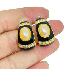 Vintage JOAN RIVERS signed gold tone pearl rhinestones enamel designer earrings
