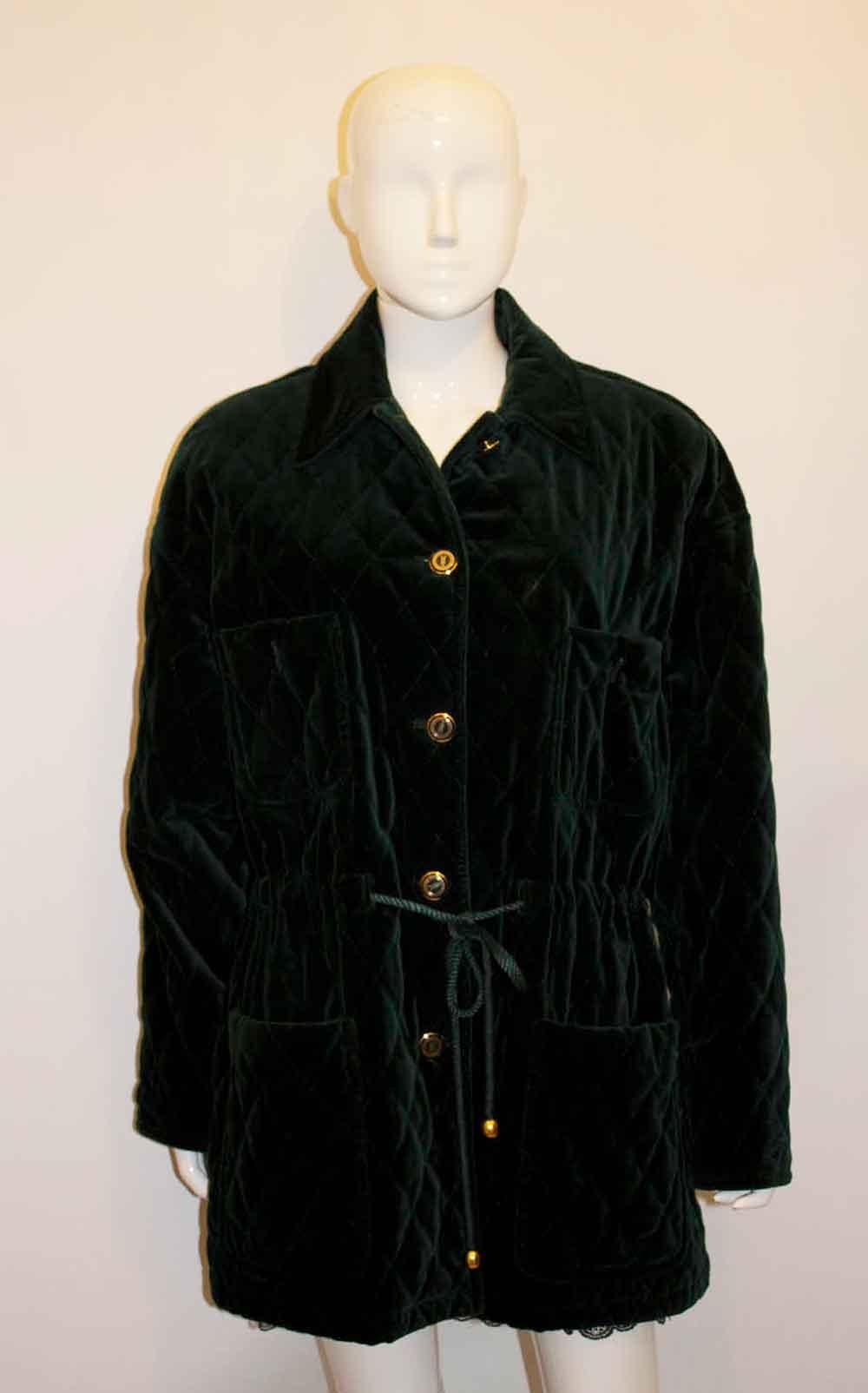 Vintage Jobis Green Velvet Quilted Jacket In Good Condition For Sale In London, GB