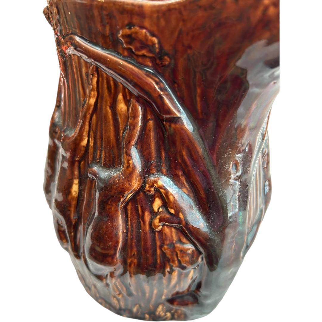 Add a touch of vintage charm to your home decor with this beautiful wall art candle holder from Cheer Clay Studio.  The piece is handcrafted from clay and glass, and features a stunning 3D effect that makes it stand out.  It’s suitable for use with