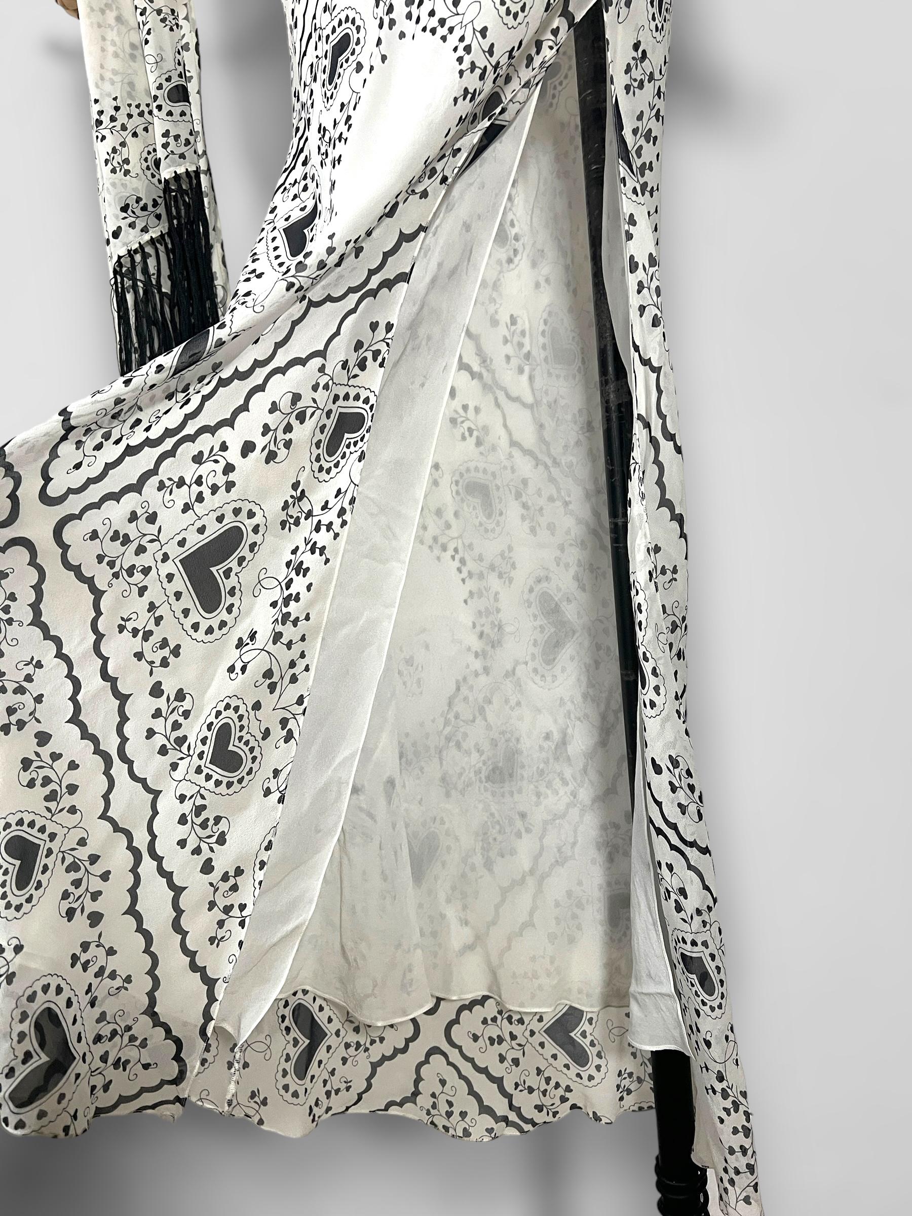 Vintage John Galliano 2002 Bandana heart print hooded silk dress In Good Condition For Sale In CAPELLE AAN DEN IJSSEL, ZH