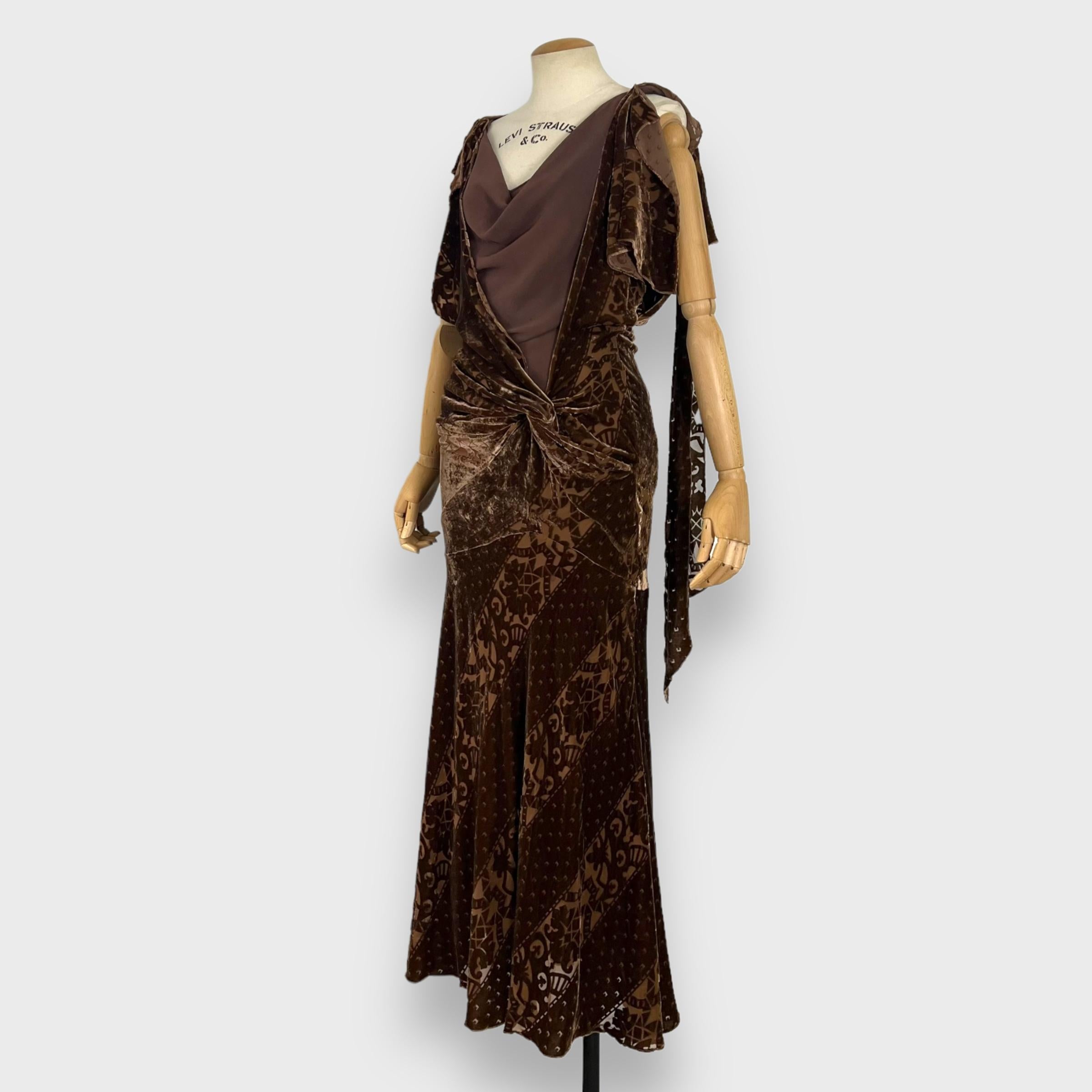 Abito vintage in jacquard di John Galliano del 2004 In condizioni buone a CAPELLE AAN DEN IJSSEL, ZH