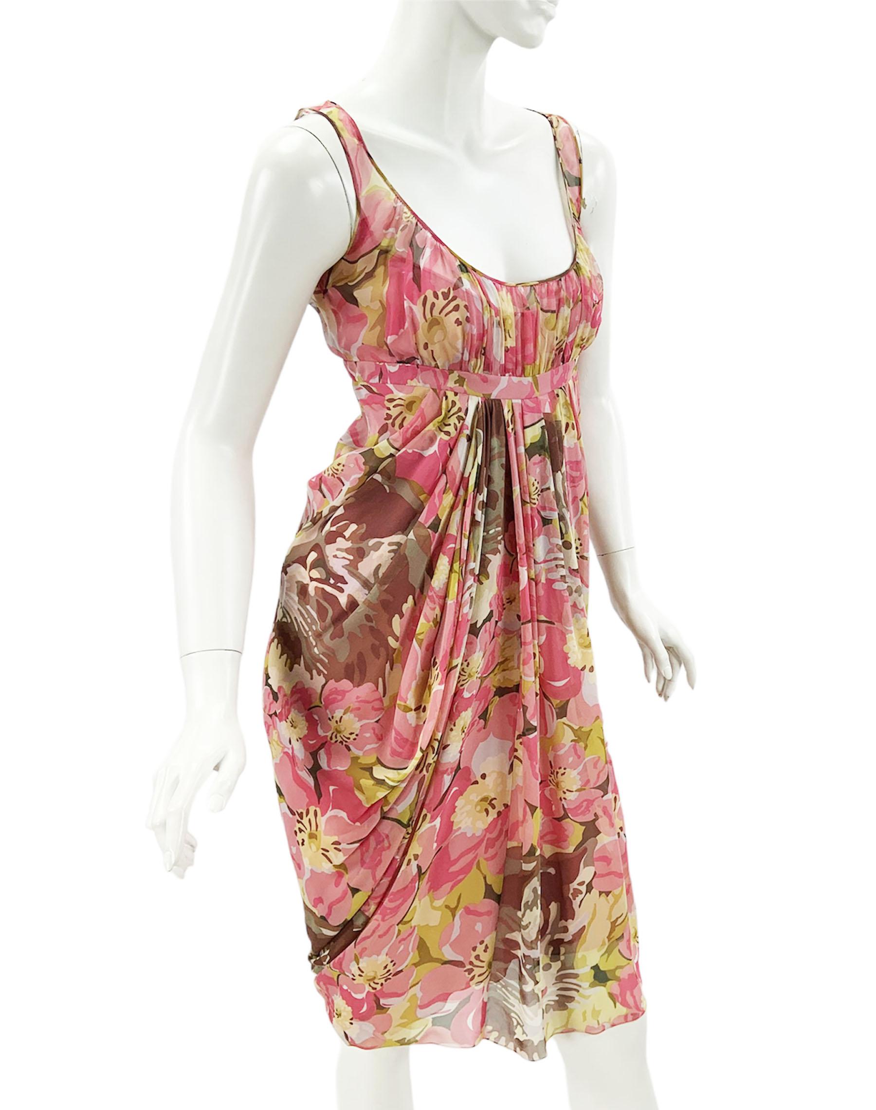 John Galliano - Robe plissée en soie à imprimé floral, française, taille 36 - US 4 Excellent état - En vente à Montgomery, TX