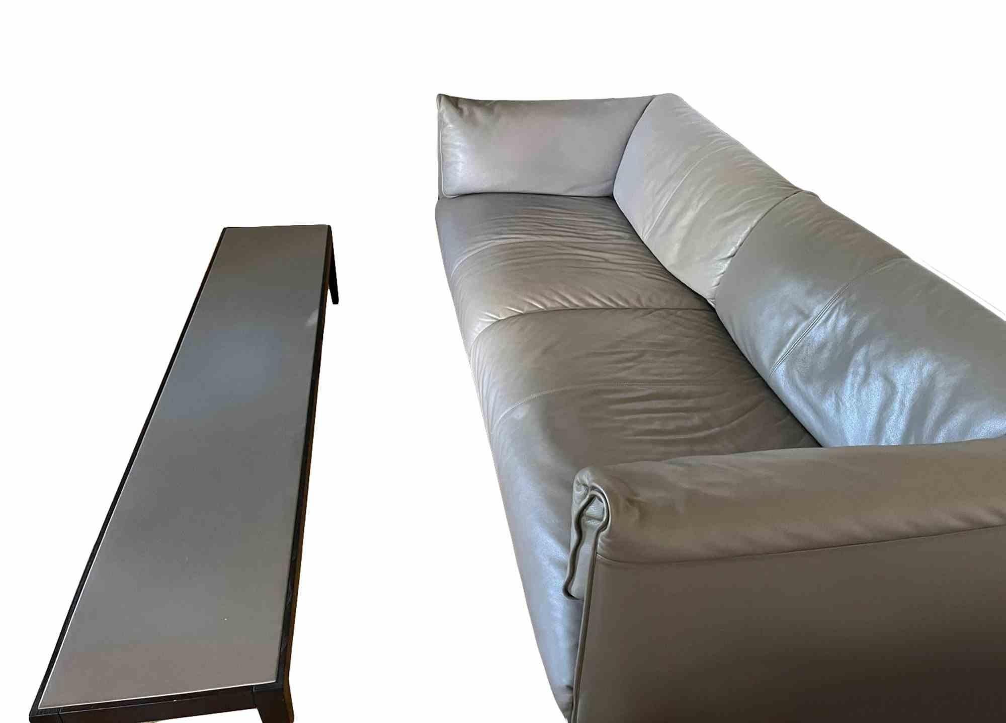 Fin du 20e siècle John Canapé à trois places et table basse vintage en cuir, Italie, années 1980 en vente