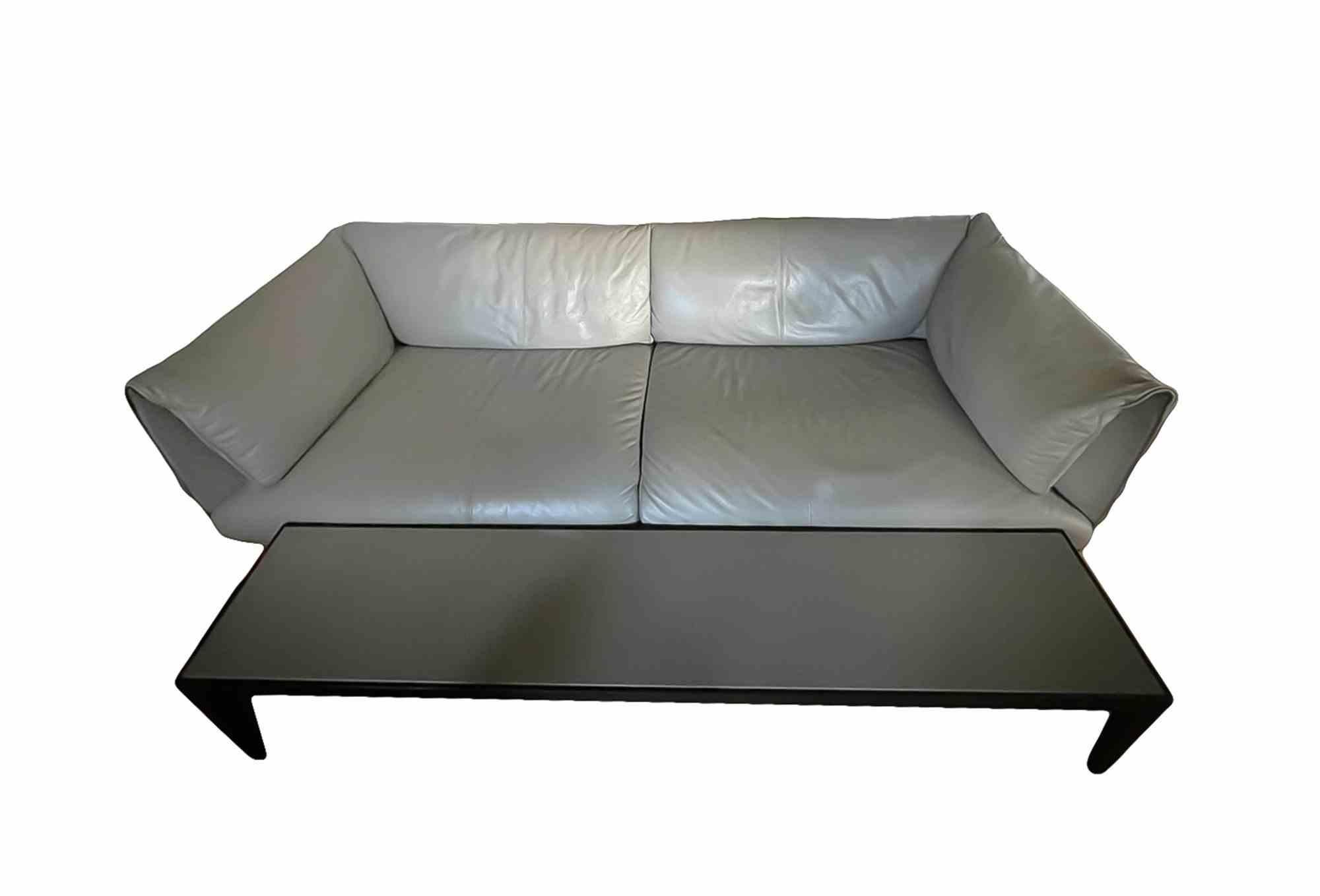 John Canapé à trois places et table basse vintage en cuir, Italie, années 1980 en vente 1