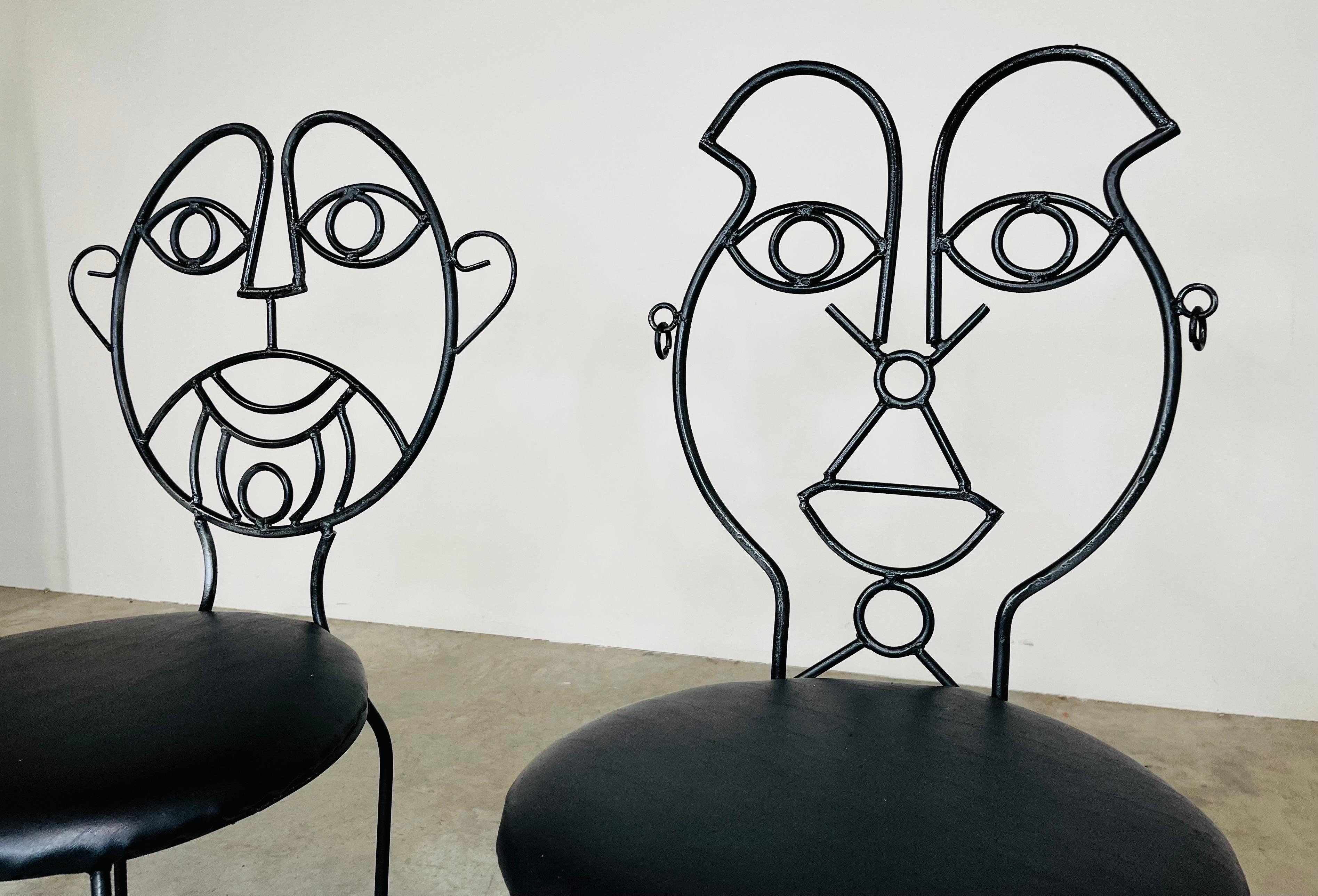 Esstisch & Stühle aus massivem Eisen im John Risley-Stil, His & Hers Face 5