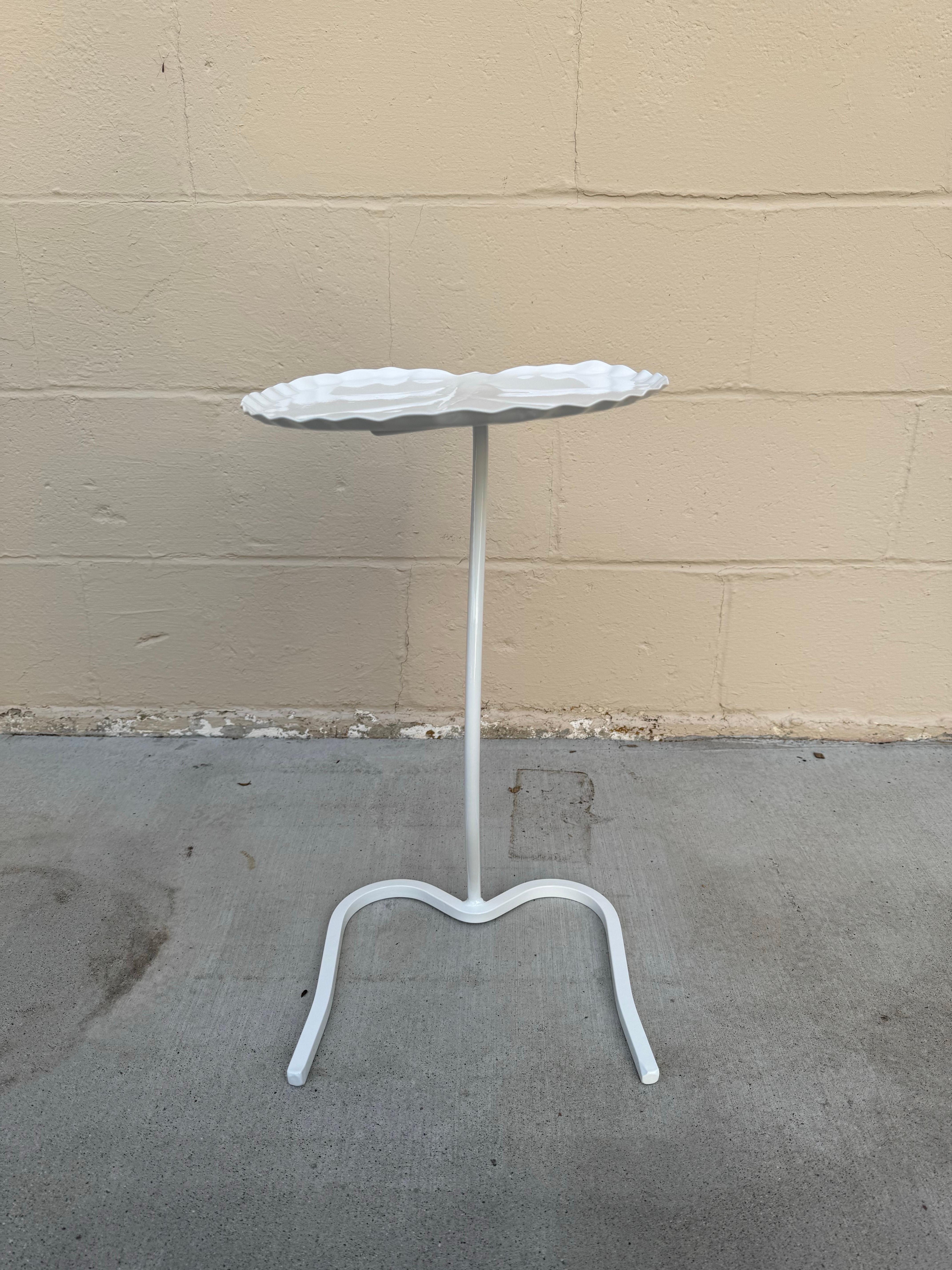 Mesa auxiliar vintage John Salterini con forma de hoja de azucena Moderno de mediados de siglo en venta