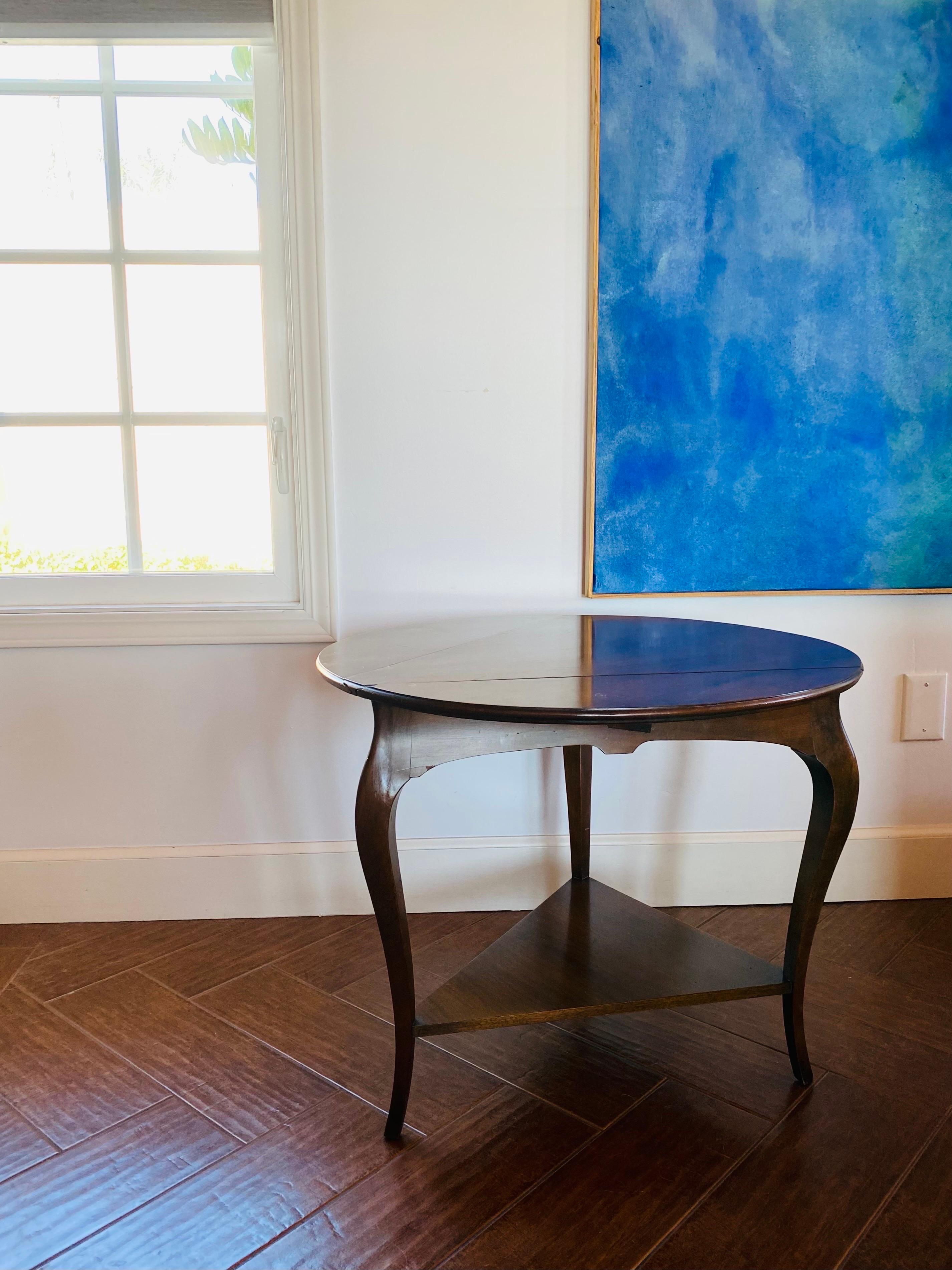 Vintage John Widdicomb 2 Tier Drop Leaf Walnut Bookmatched Top Accent Table For Sale 2
