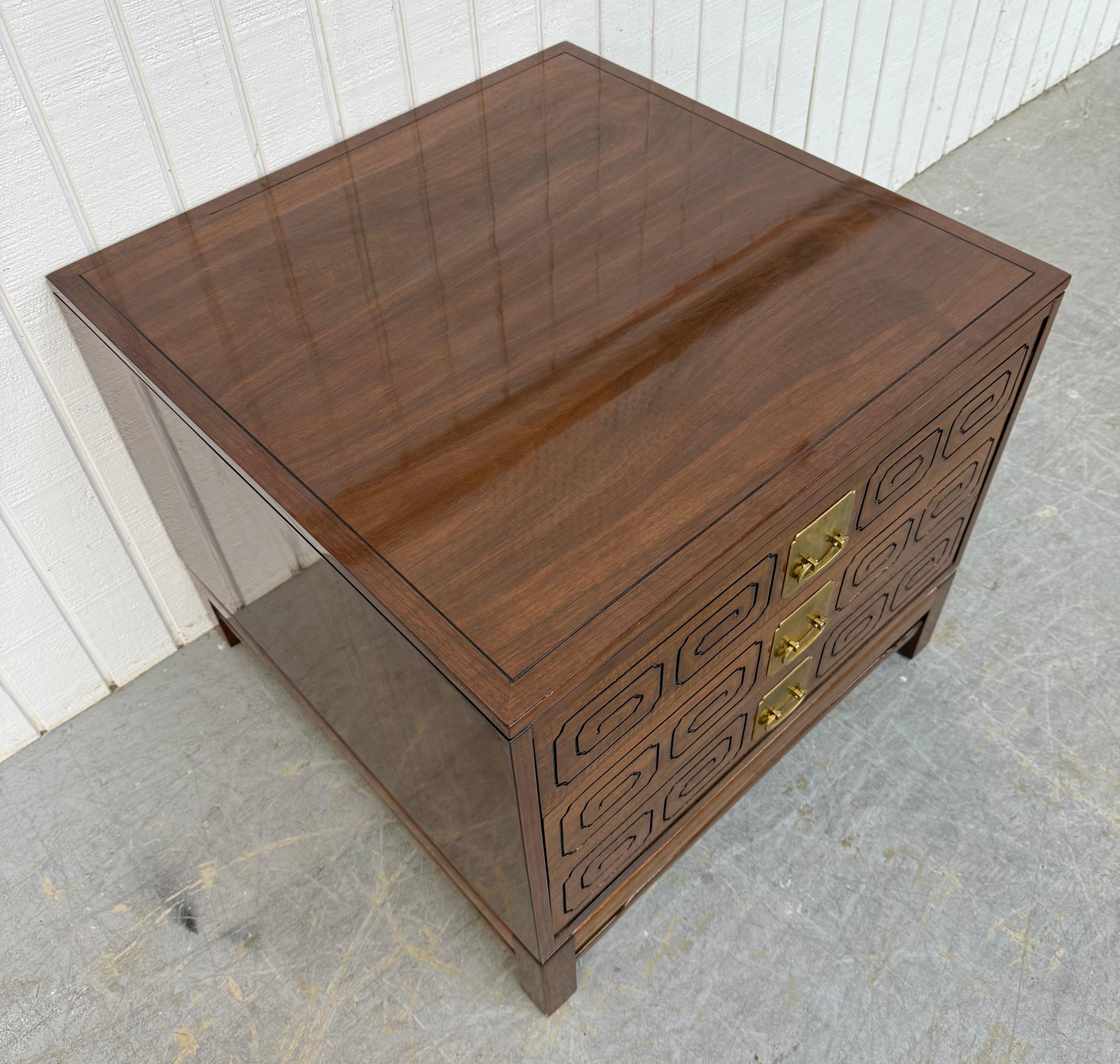 Vintage John Widdicomb Campaign Walnut Chest In Good Condition For Sale In Clarksboro, NJ