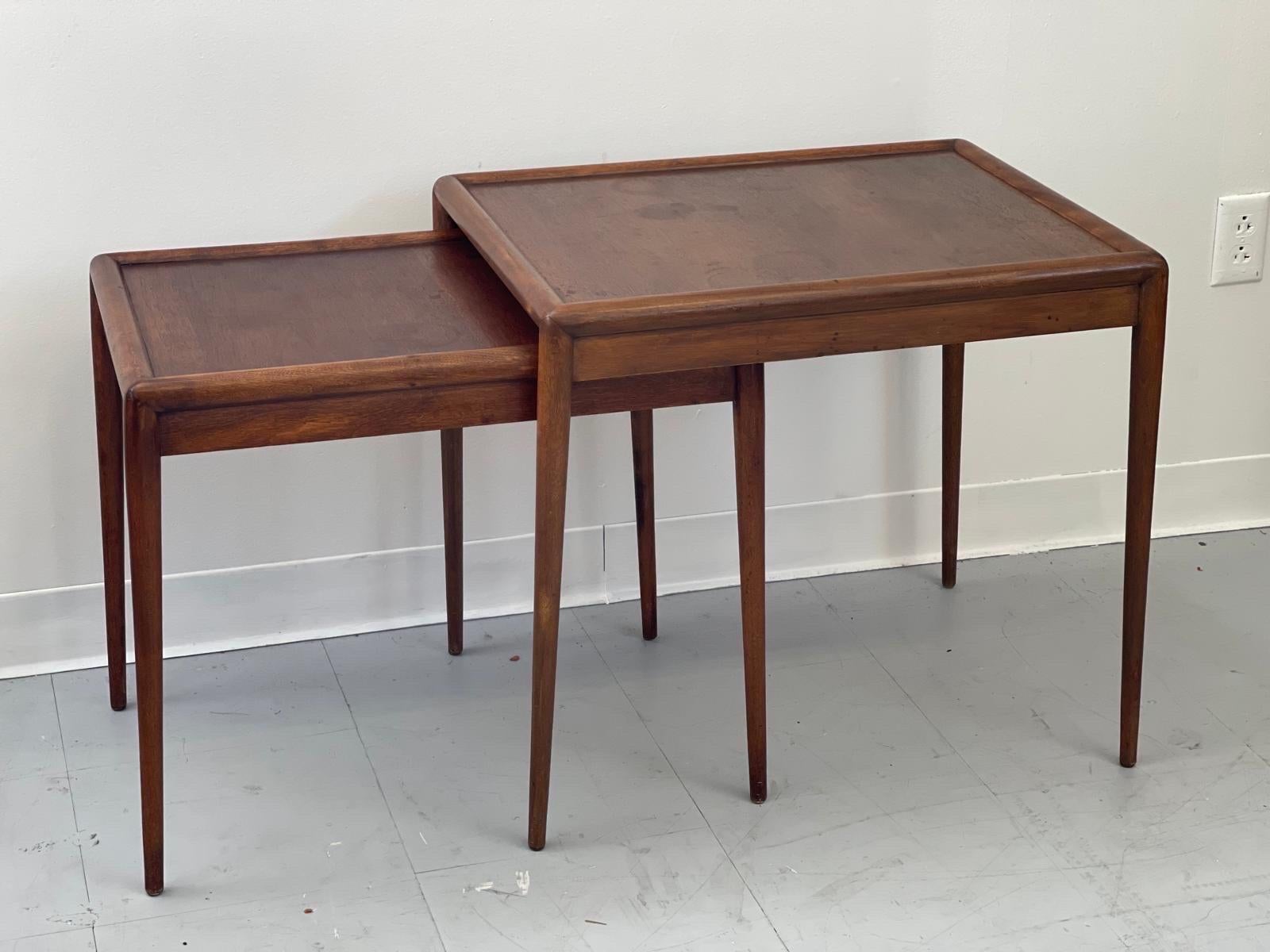 Late 20th Century Vintage John Widdicomb Mid Century Modern Mid Century Modern Nesting Table For Sale