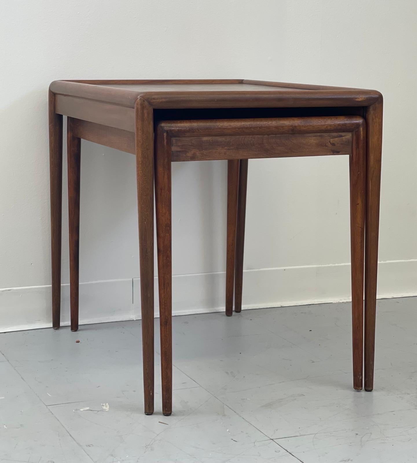 Wood Vintage John Widdicomb Mid Century Modern Mid Century Modern Nesting Table For Sale