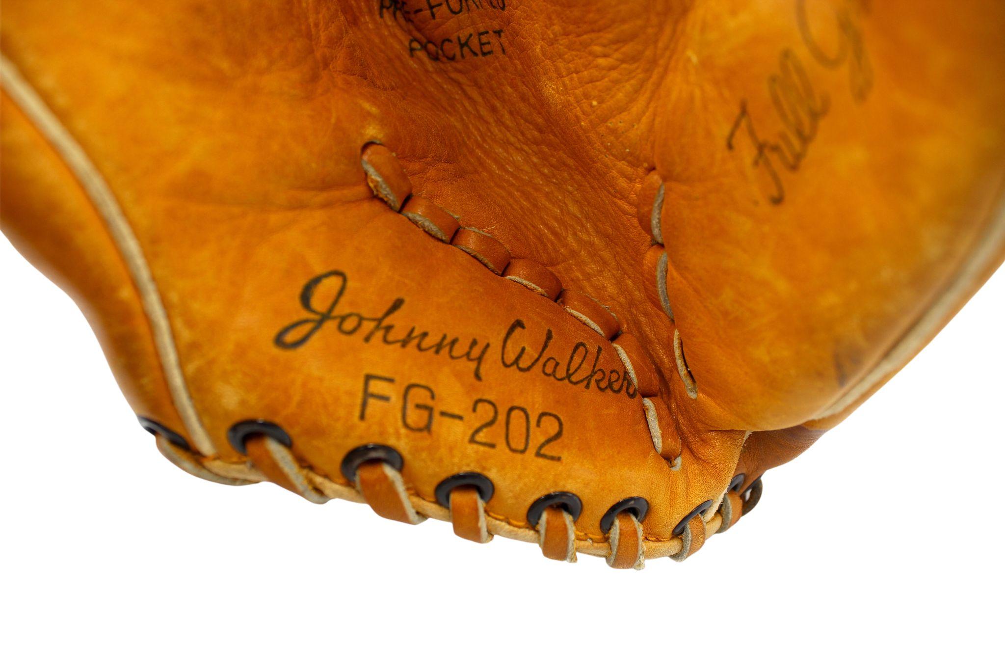 Vintage Johnny Walker Baseball Glove, circa 1960s In Good Condition In Colorado Springs, CO