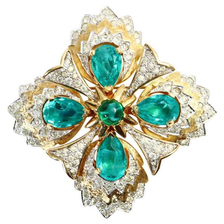 Vintage Jomaz Diamante with Emerald Green on Gold Brooch, Circa 1960s For Sale