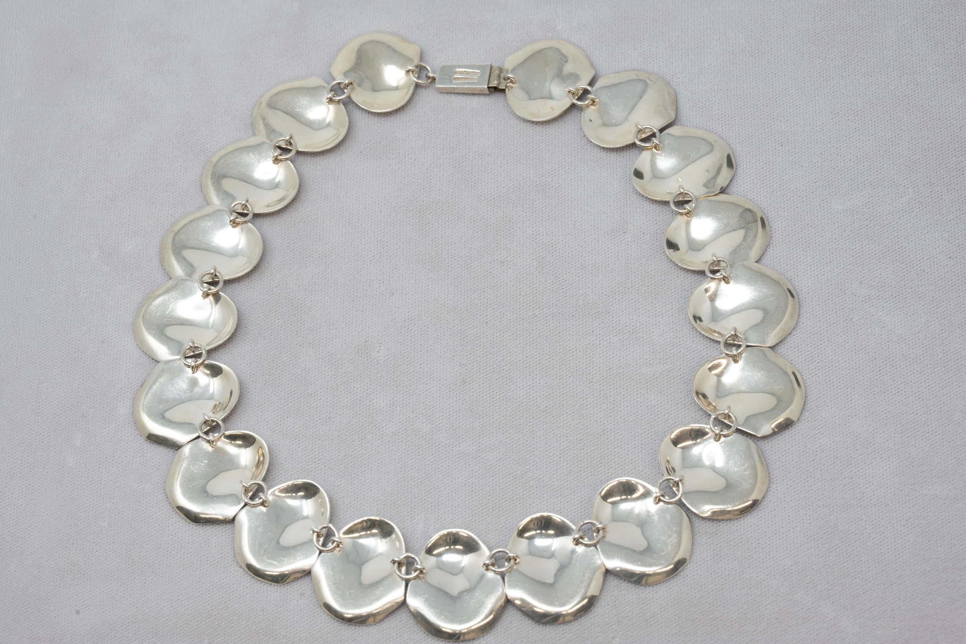 Vintage Jondell Ent Silver Co. Taxco Necklace In Good Condition In Montreal, QC