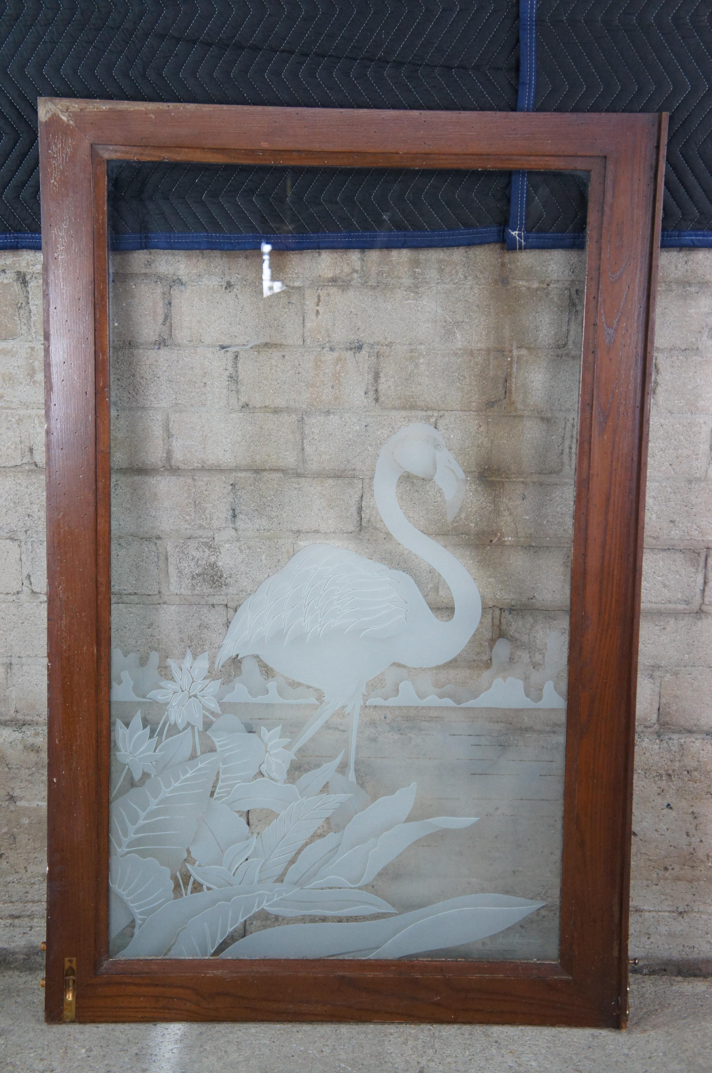 Vintage Jorge Rodriguez Etched Flamingo Art Glass Cabinet Door Window Panel In Good Condition For Sale In Dayton, OH
