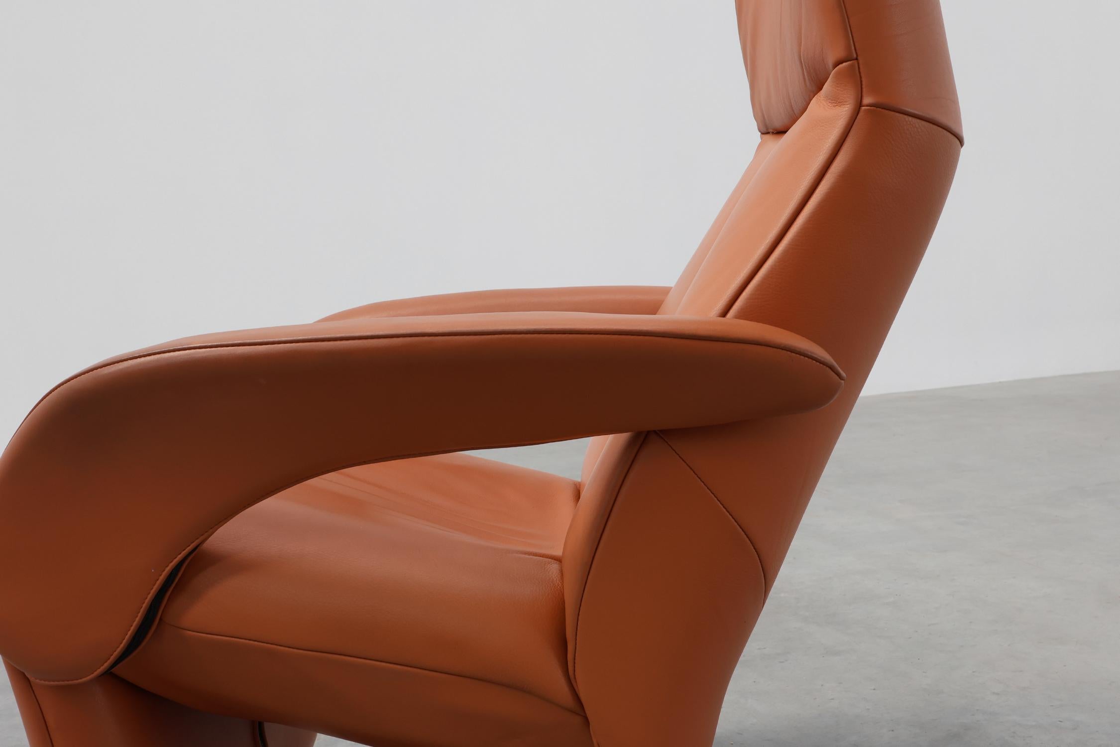 Mid-Century moderno Poltrona relax JORI Symphony d'epoca in pelle color mattone