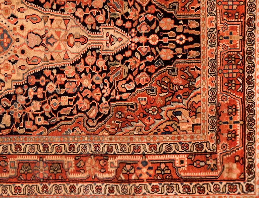 Orientalischer Josan Sarouk-Teppich, in kleiner Größe, mit zentralem Medaillon (Persisch) im Angebot