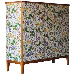 Armario Vintage Sueco Estilo Josef Frank, Años 60