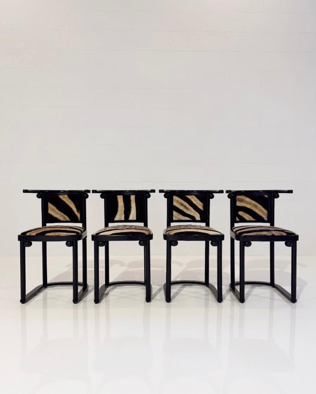 Vintage Josef Hoffmann Cabaret Fledermaus-Stühle in Zebra, Vierer-Set (Ende des 20. Jahrhunderts) im Angebot