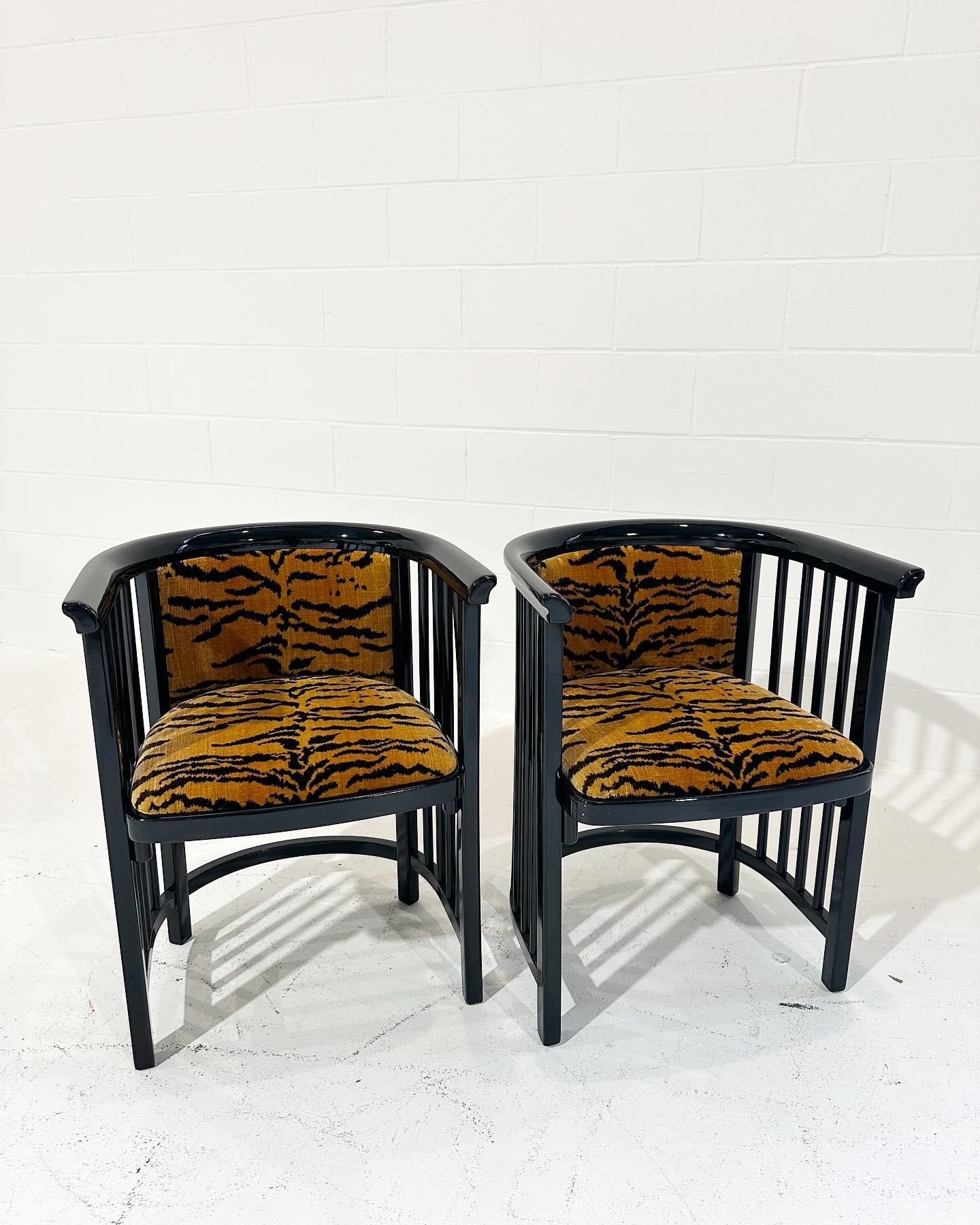 Poltrone d'epoca in stile Josef Hoffmann in velluto Luigi Bevilacqua Tigre, Coppia In condizioni buone in vendita a SAINT LOUIS, MO