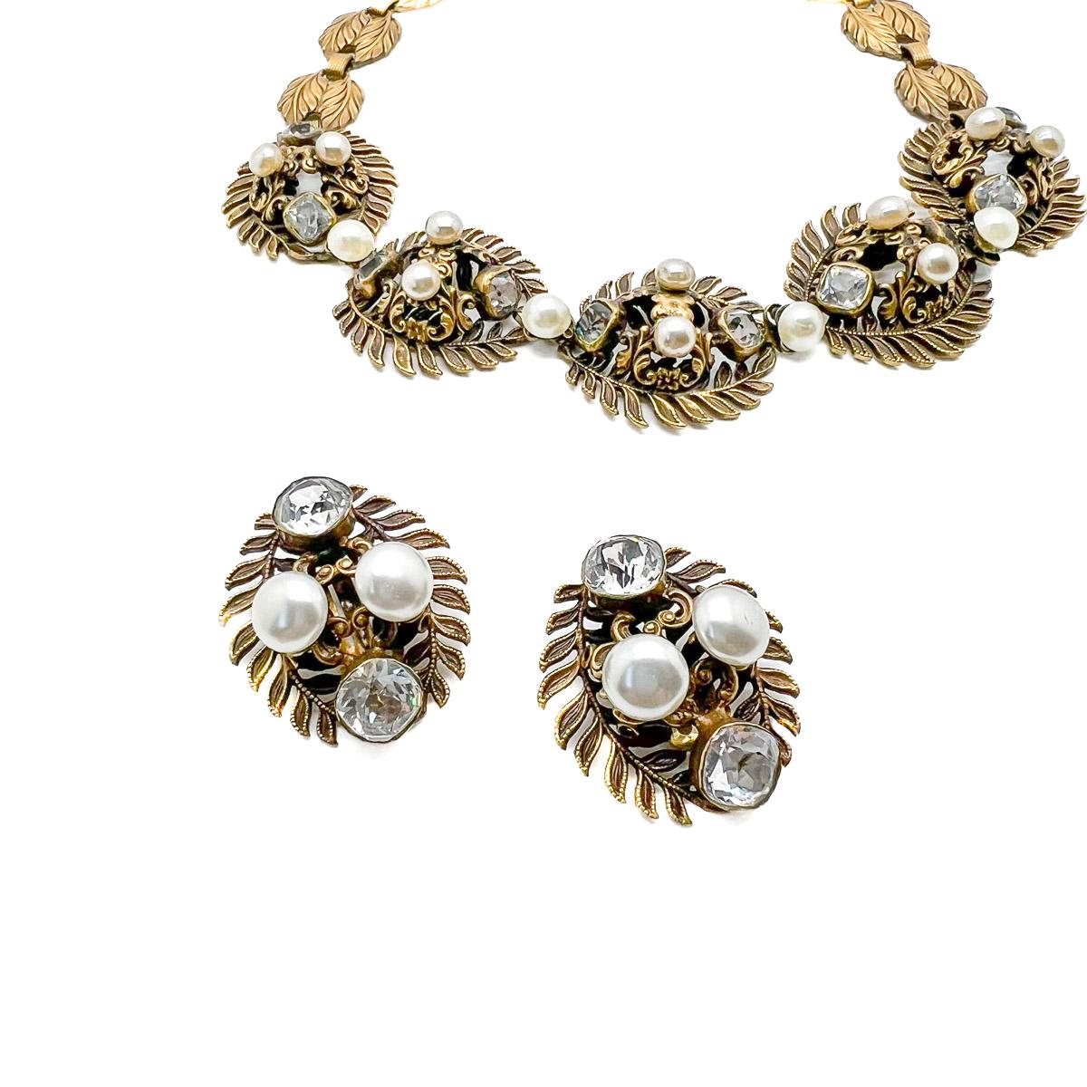 Joseff of Hollywood Perle e Paste Demi Parure vintage degli anni '40 in vendita 1