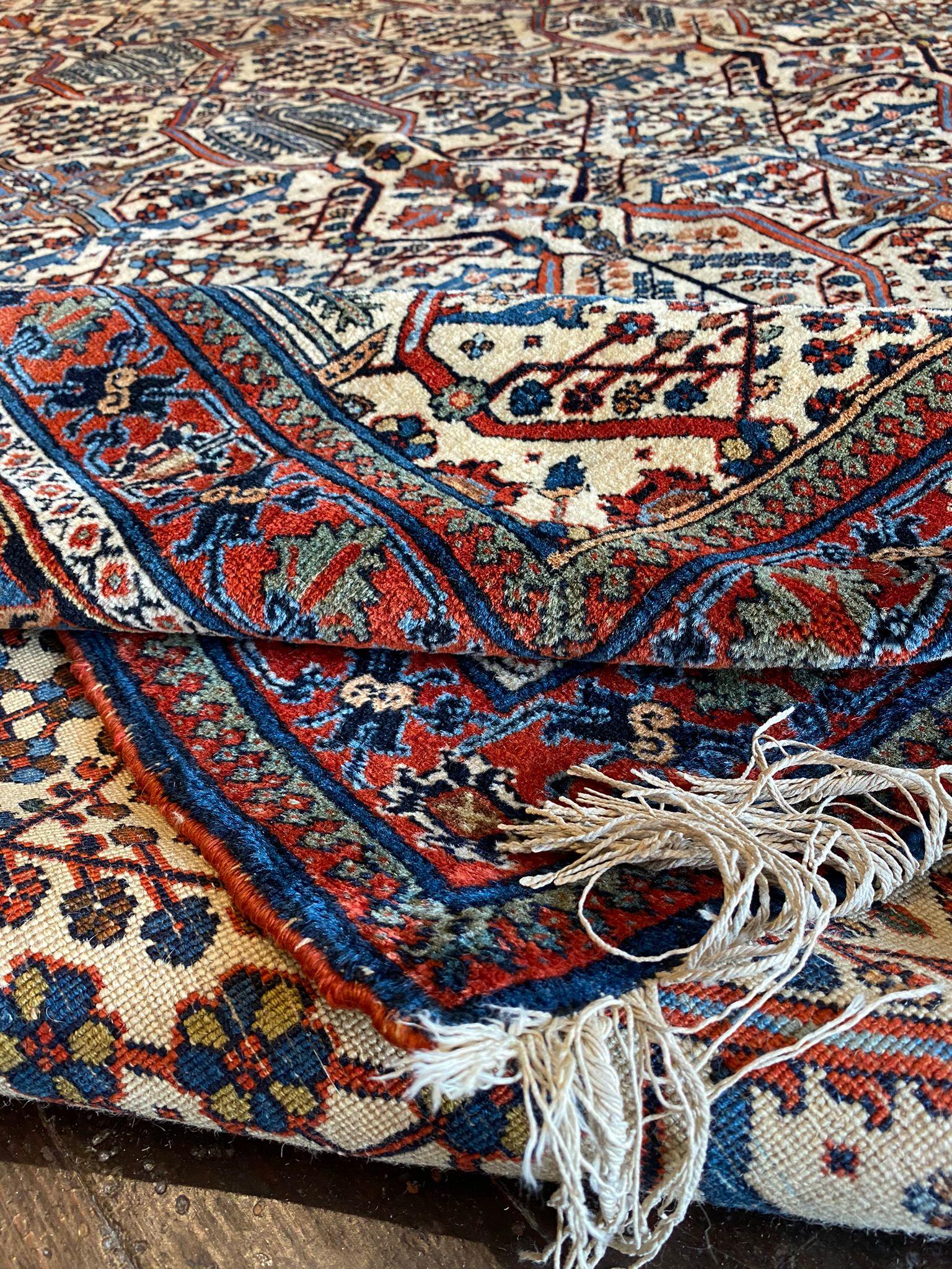 Vintage Joshehgan Persian Rug In Good Condition For Sale In Providence, RI