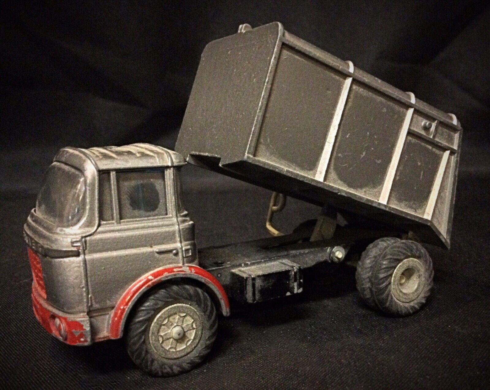 Metal Vintage JRD Berliet Relaxe Truck Toy- 2Y42 For Sale