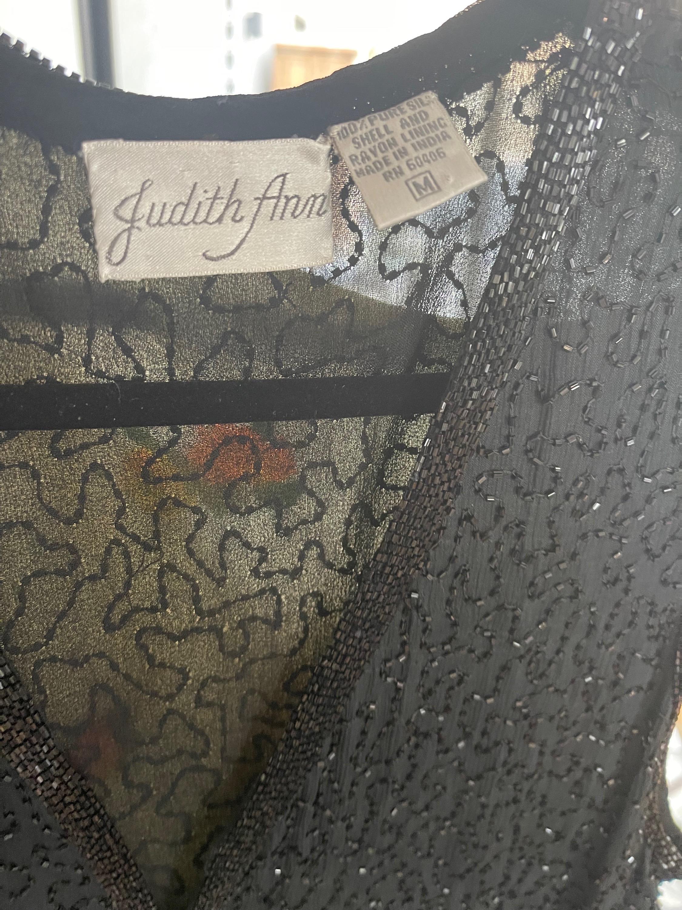 Vintage Judith Ann 1990er Jahre Schwarz Seide Chiffon Voll Perlen 90er Jahre Staubweste Medium im Zustand „Hervorragend“ im Angebot in San Diego, CA