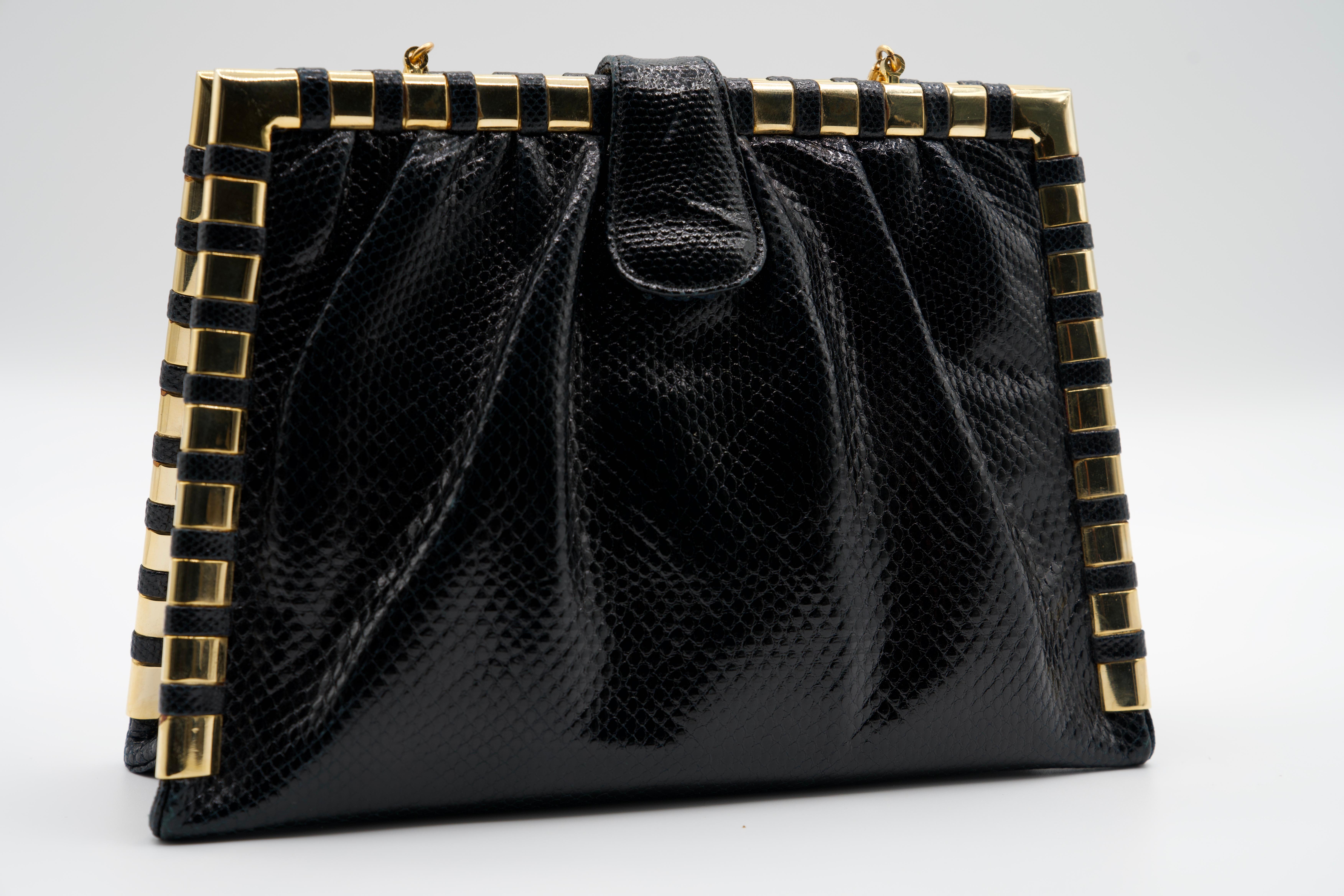 Bolso vintage Judith Karung negro herrajes dorados en venta 1