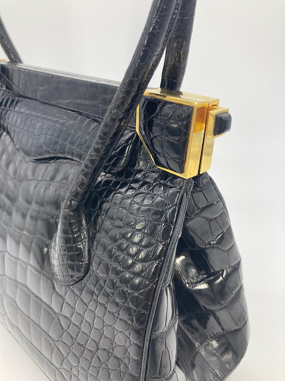 Vintage Judith Leiber Black Alligator Handbag For Sale 2