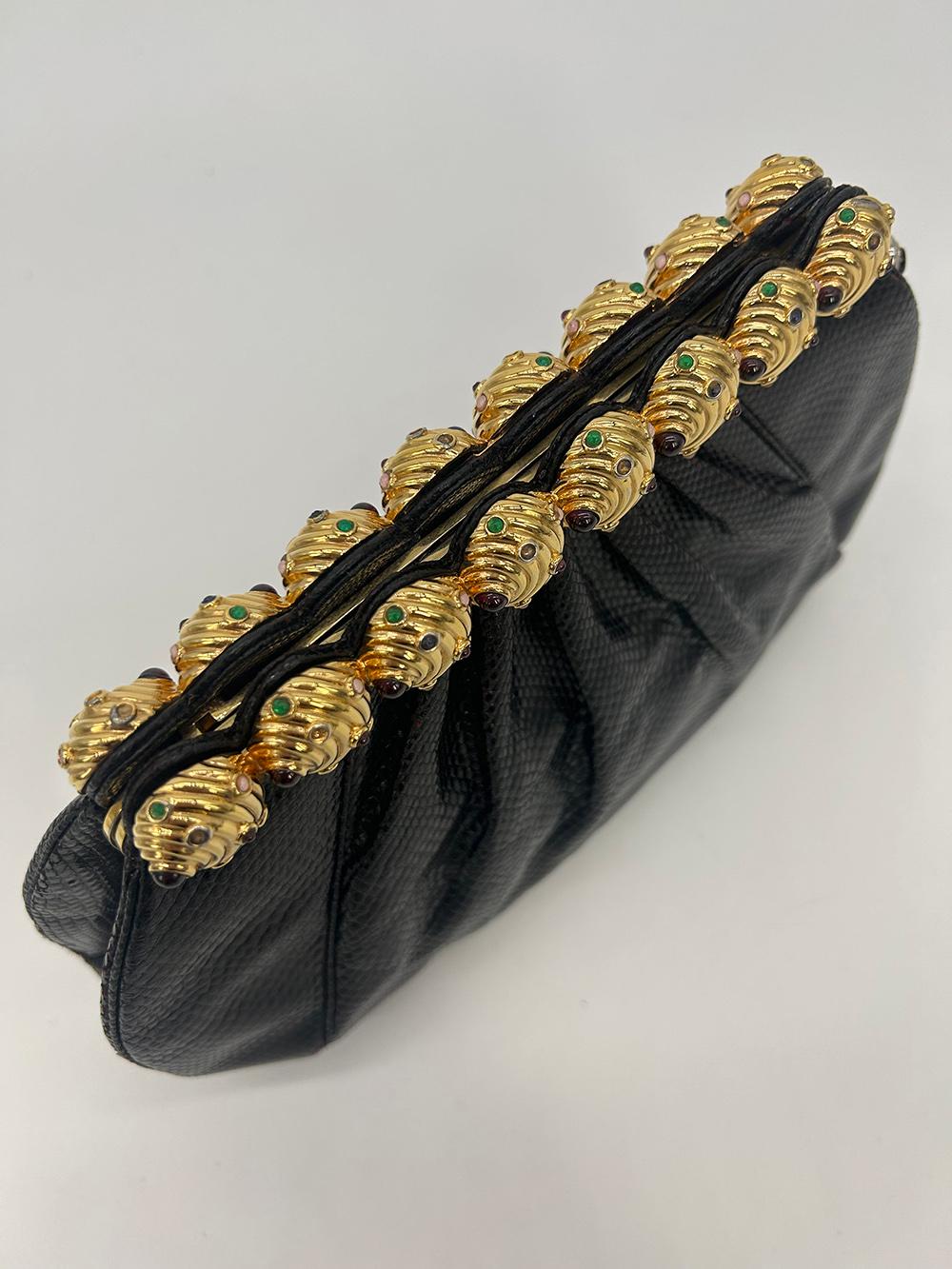 Pochette vintage Judith Leiber en lézard noir et pierres précieuses dorées Pour femmes en vente