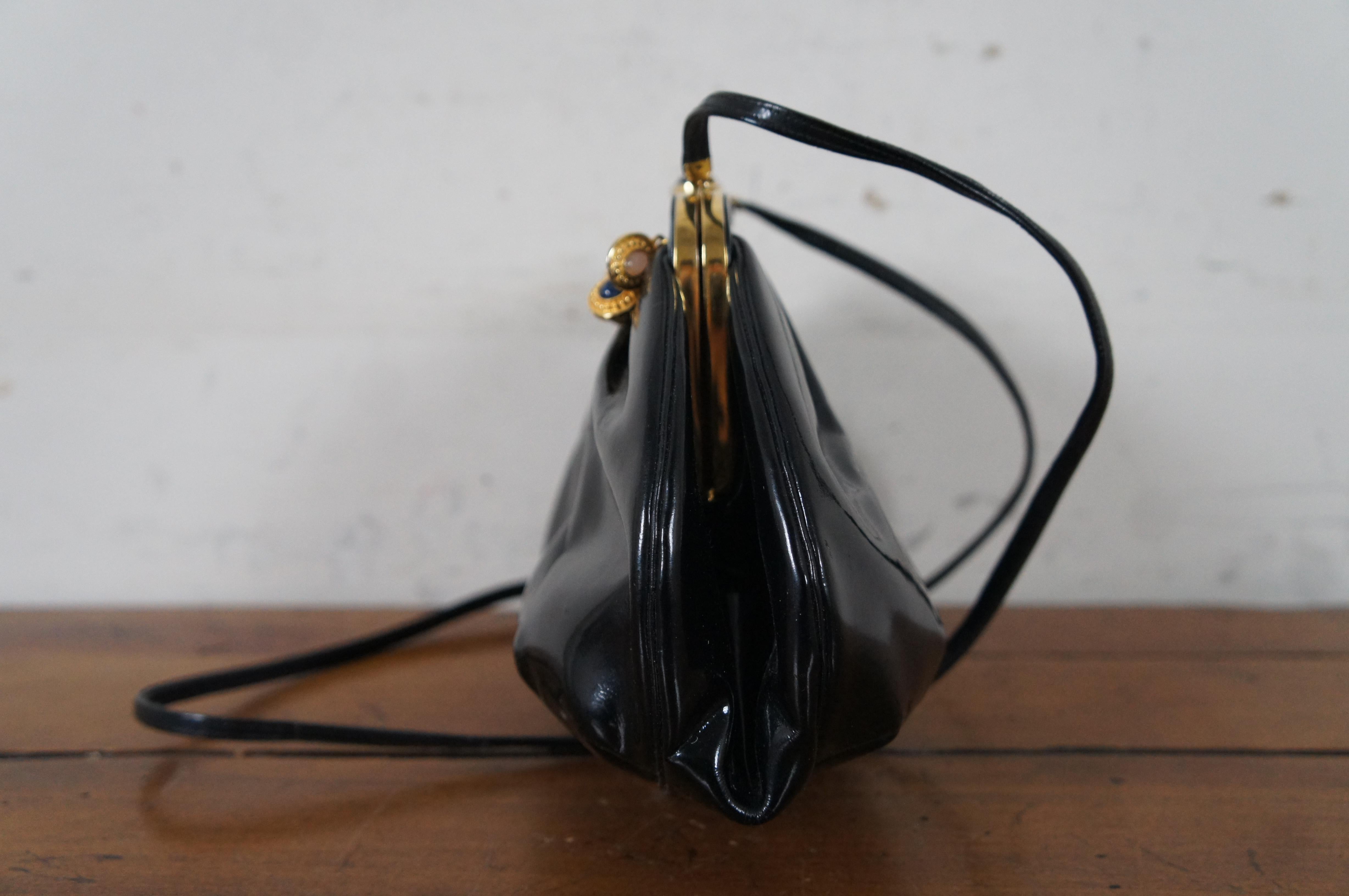 purse with mirror inside