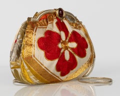 Pochette convertibile vintage Judith Leiber in seta Obi rossa e oro