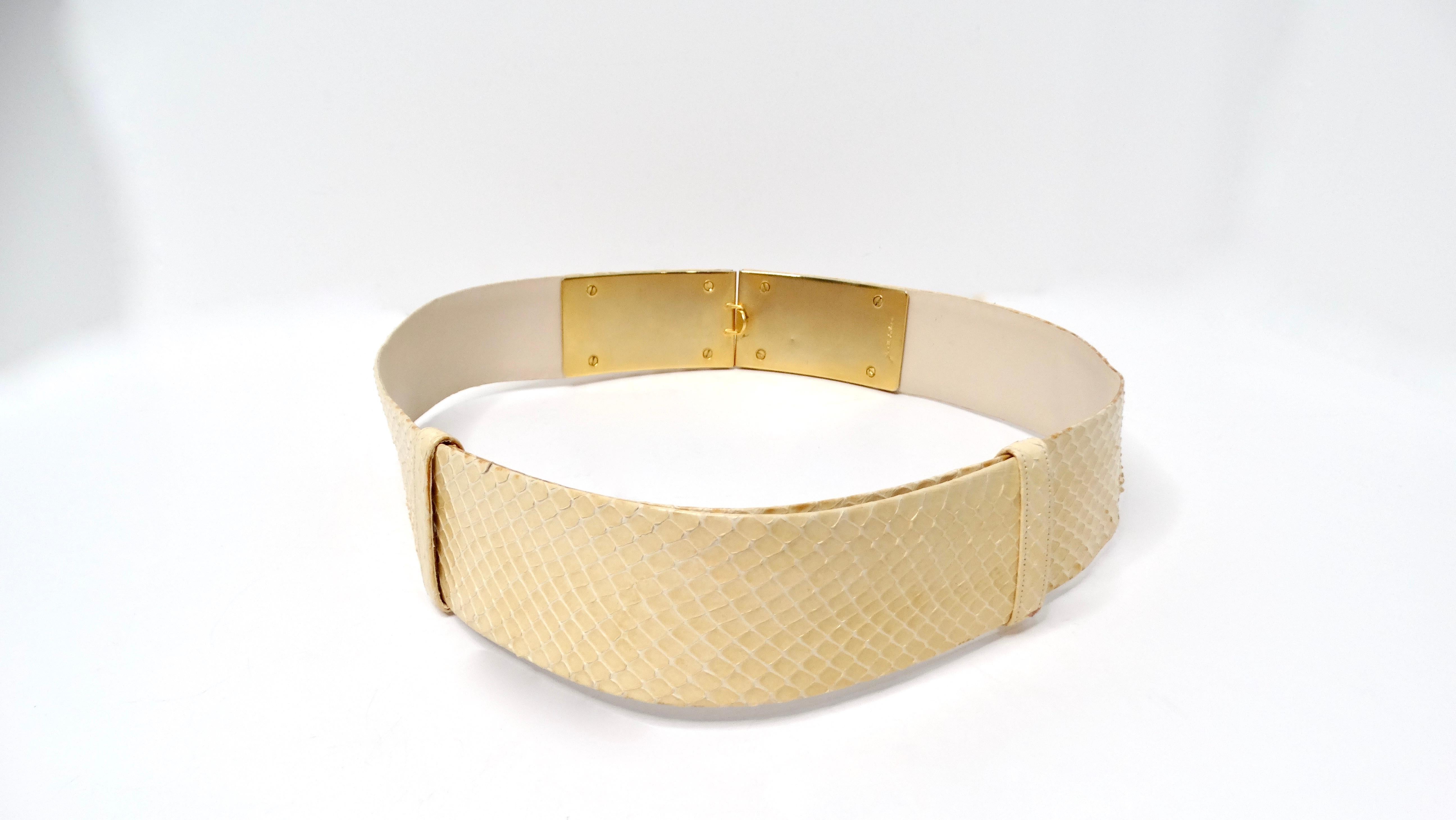 Judith Leiber ceinture vintage en peau de serpent avec ornements en strass rose Pour femmes en vente