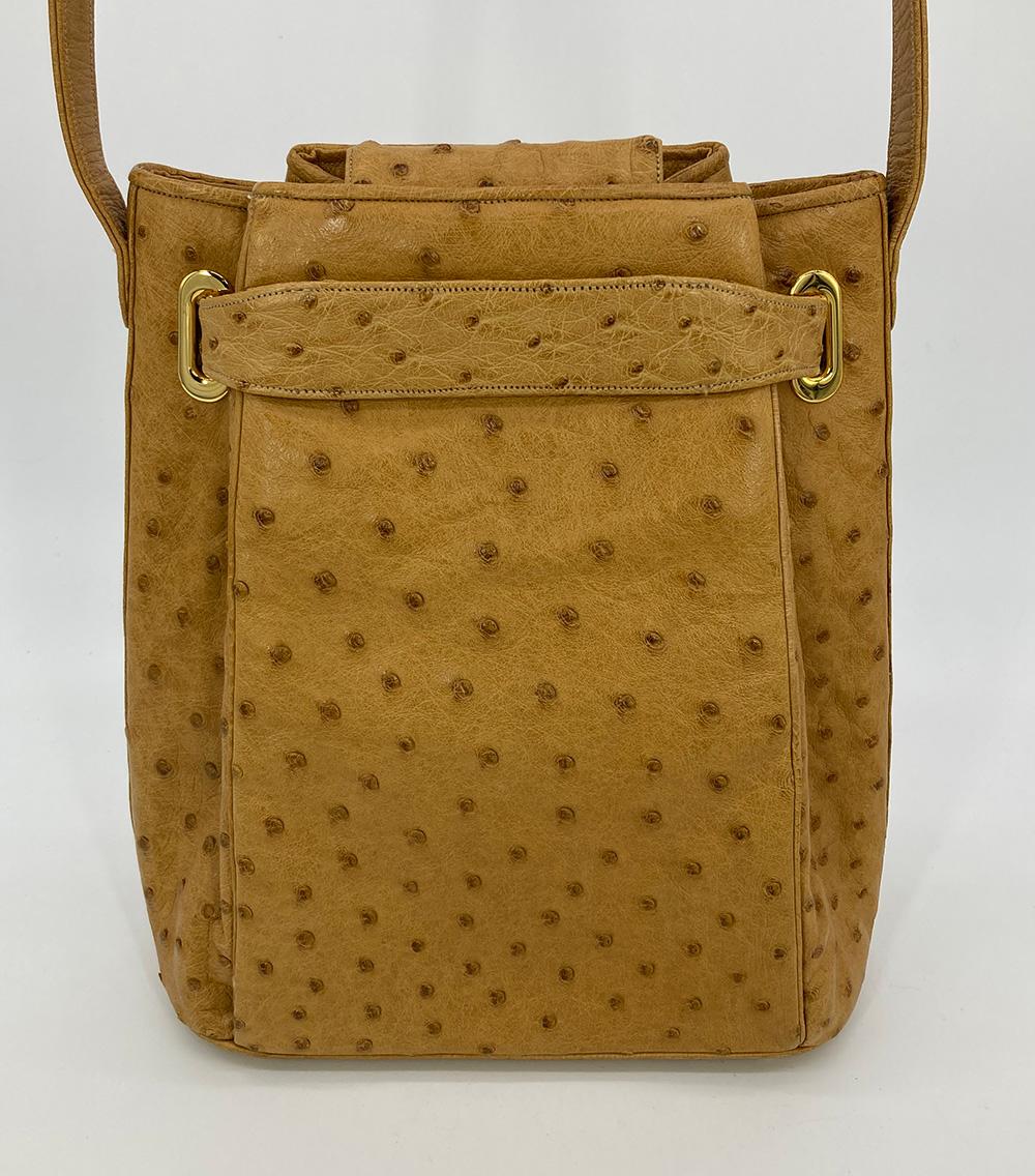 Women's Vintage Judith Leiber Tan Ostrich Kelly Lock Shoulder Bag For Sale