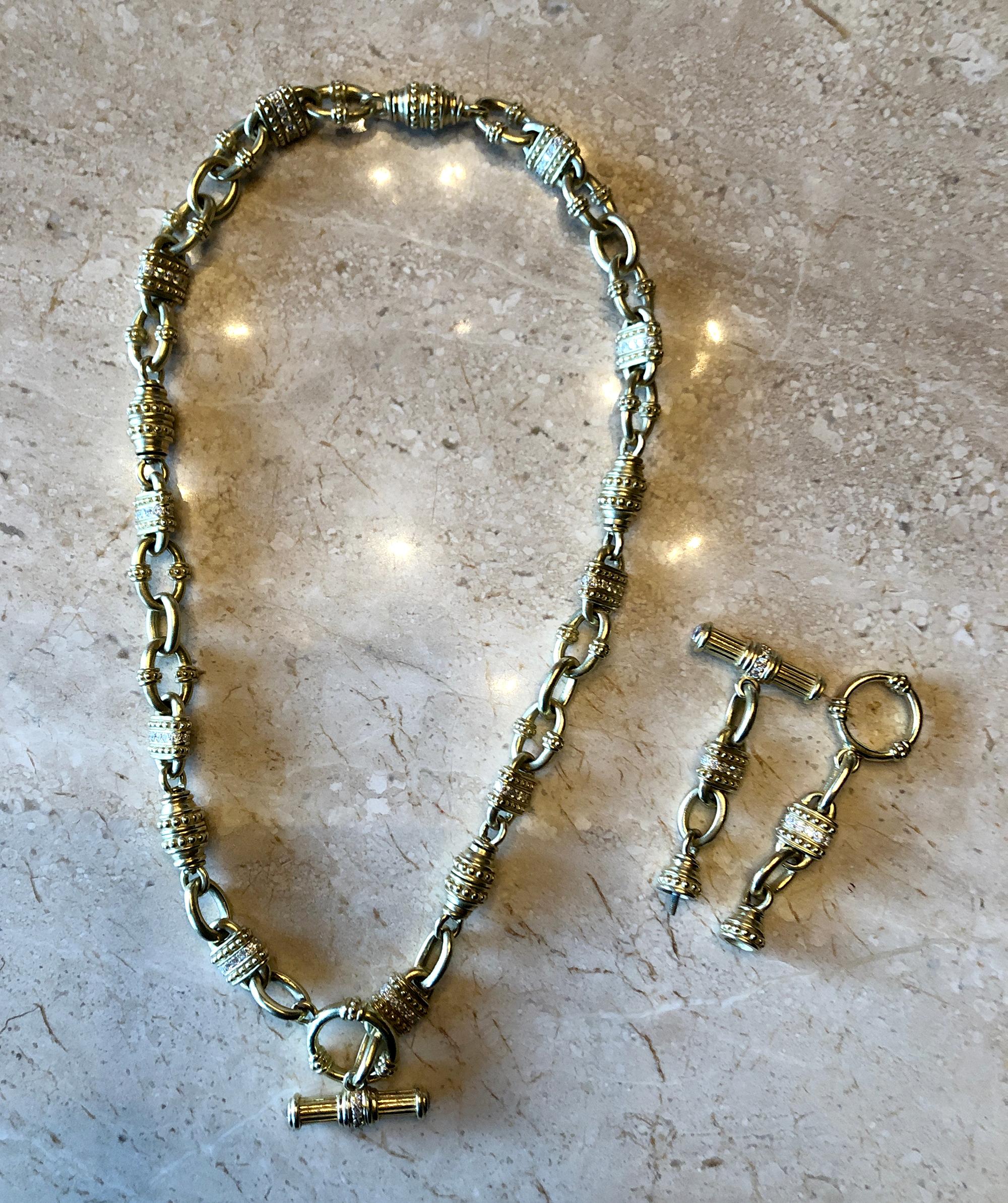 Vintage Judith Ripka 18 Karat Gold Diamond Chain Link Bracelet In Good Condition In Palm Springs, CA