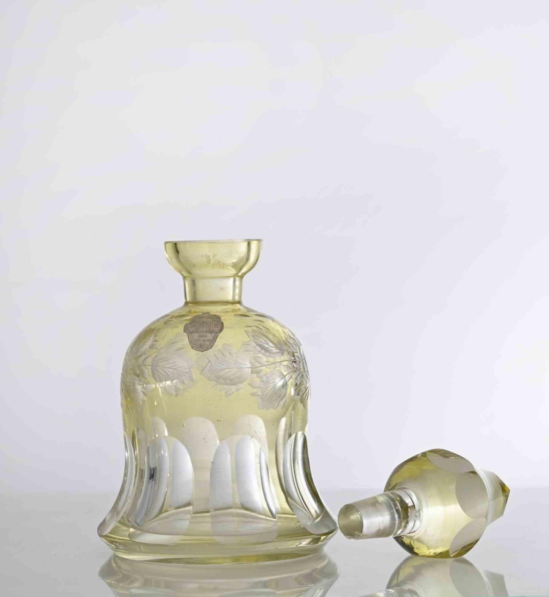 Vintage Krug mit Dekorationen ist ein schönes Kunstobjekt aus den 1970er Jahren. 

Europäische Herstellung

19 cm x 9,5 cm.

Sehr gute Bedingungen


