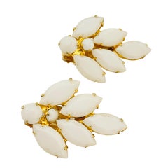 Vintage JULIANA DELIZZA ELSTER gold tone milk glass designer clip on earrings