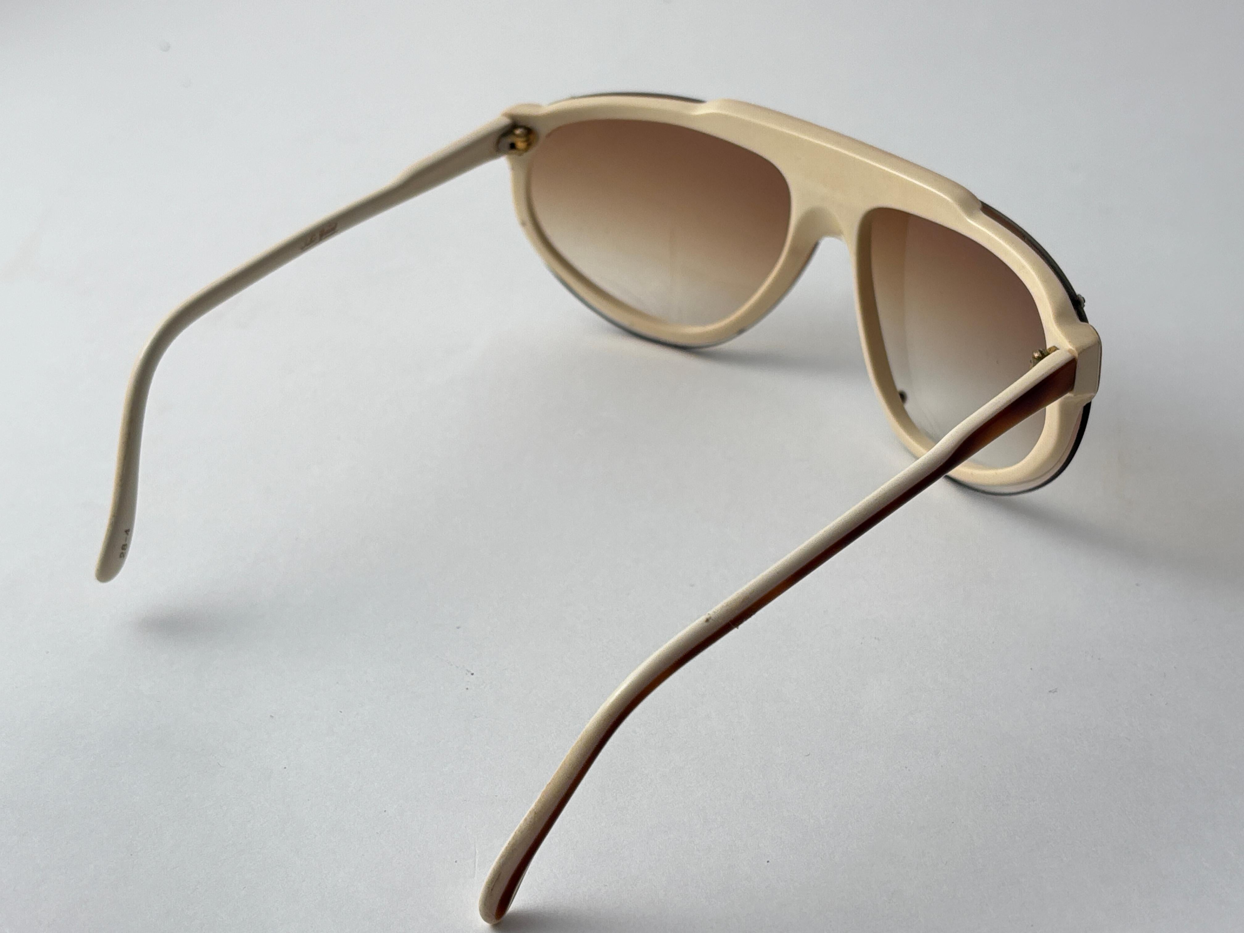 Vintage Julio Iglesias Aviator Beige & Braun Sonnenbrille 1980 Made in France im Angebot 1