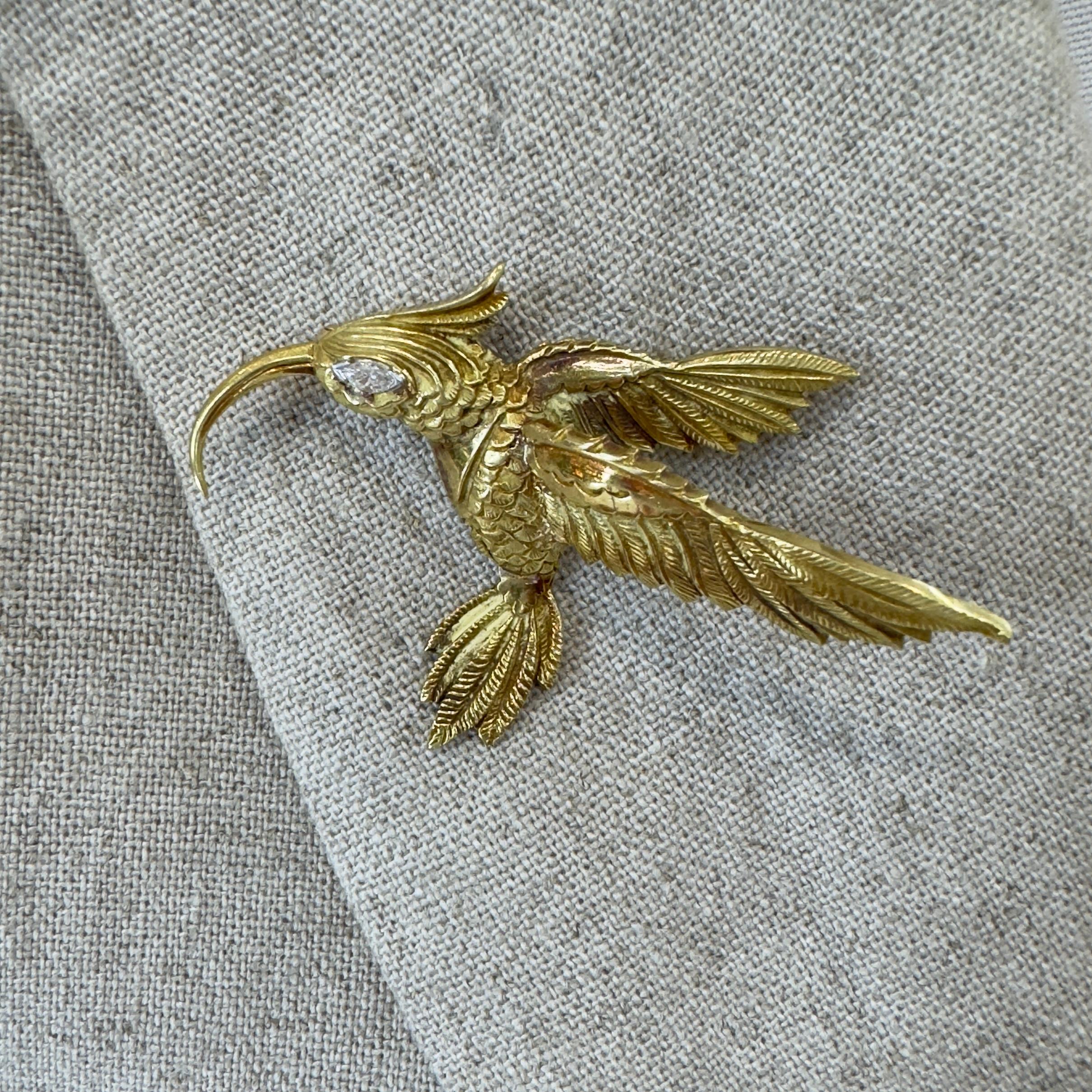 Vintage Julius Cohen 18K Yellow Gold Marquee Diamond Eye Bird Pin Brooch For Sale 2