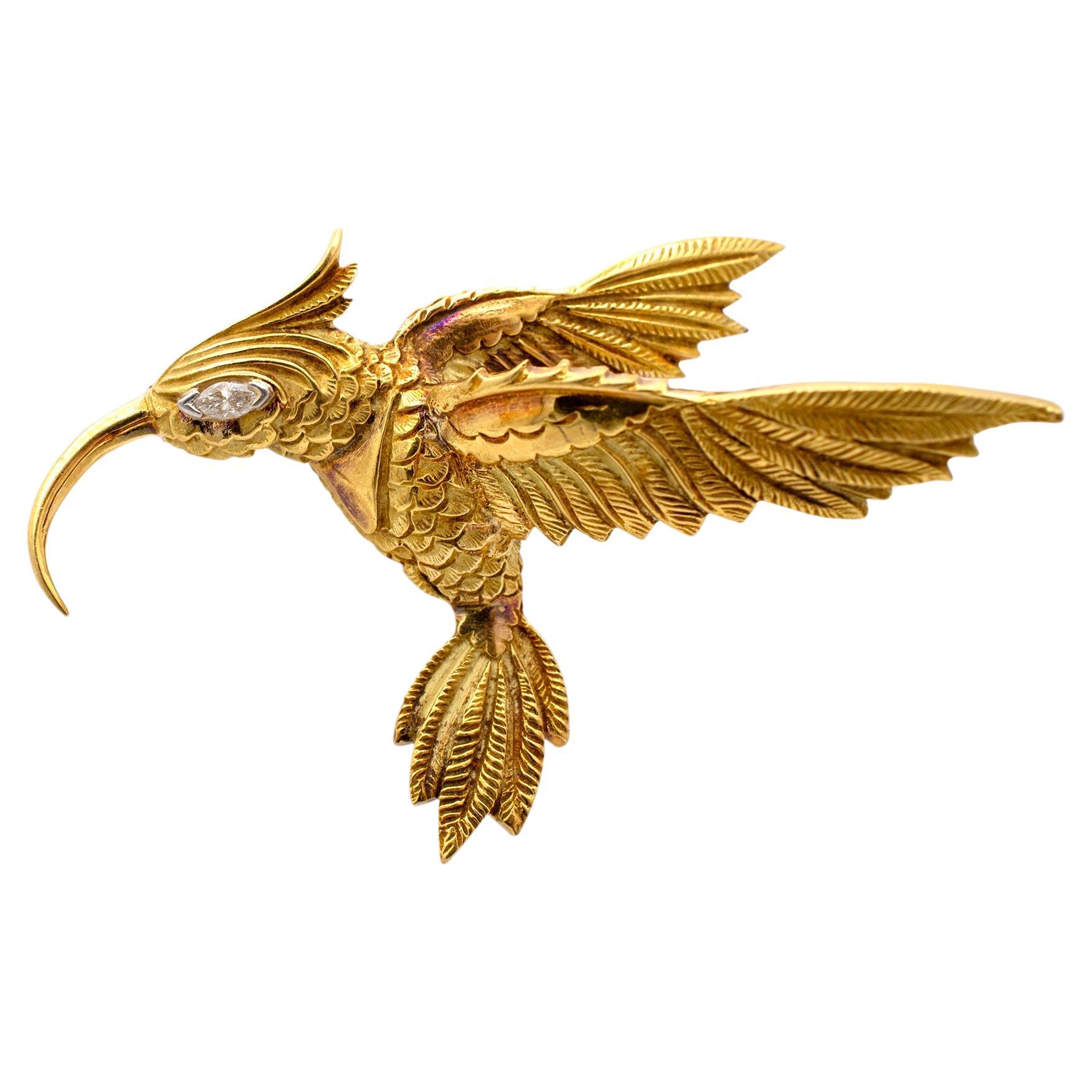 Vintage Julius Cohen 18K Yellow Gold Marquee Diamond Eye Bird Pin Brooch For Sale