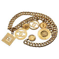 Vintage Jumbo CHANEL Iconic Logo Medallion Charm Necklace Belt