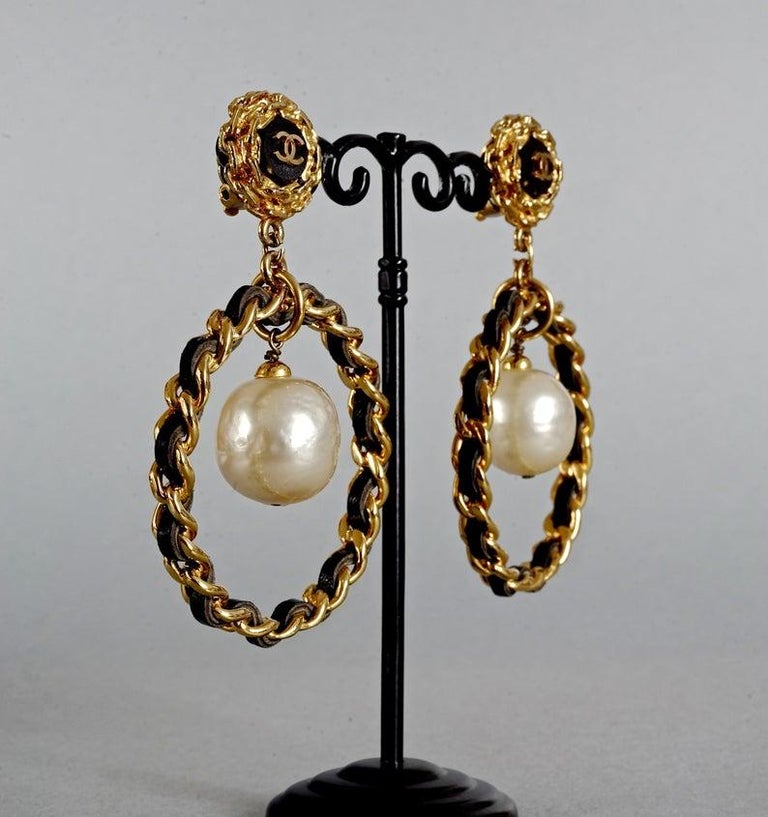 Vintage Jumbo CHANEL Logo Pearl Leather Chain Hoop Earrings at 1stDibs  vintage  chanel hoop earrings, chanel pearl earrings, chanel pearl hoop earrings