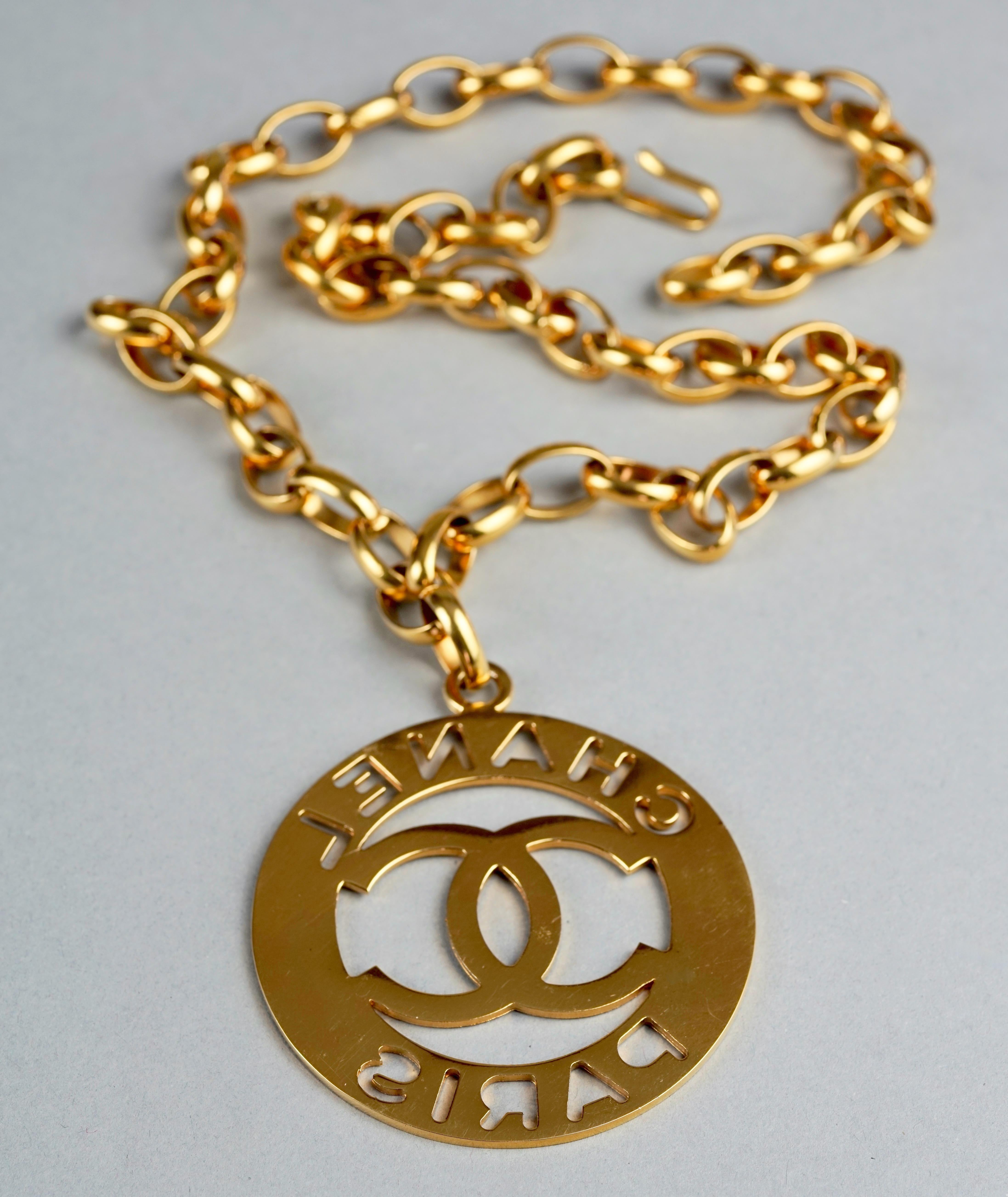 Vintage Jumbo CHANEL PARIS Cutout Logo Medallion Necklace For Sale 1