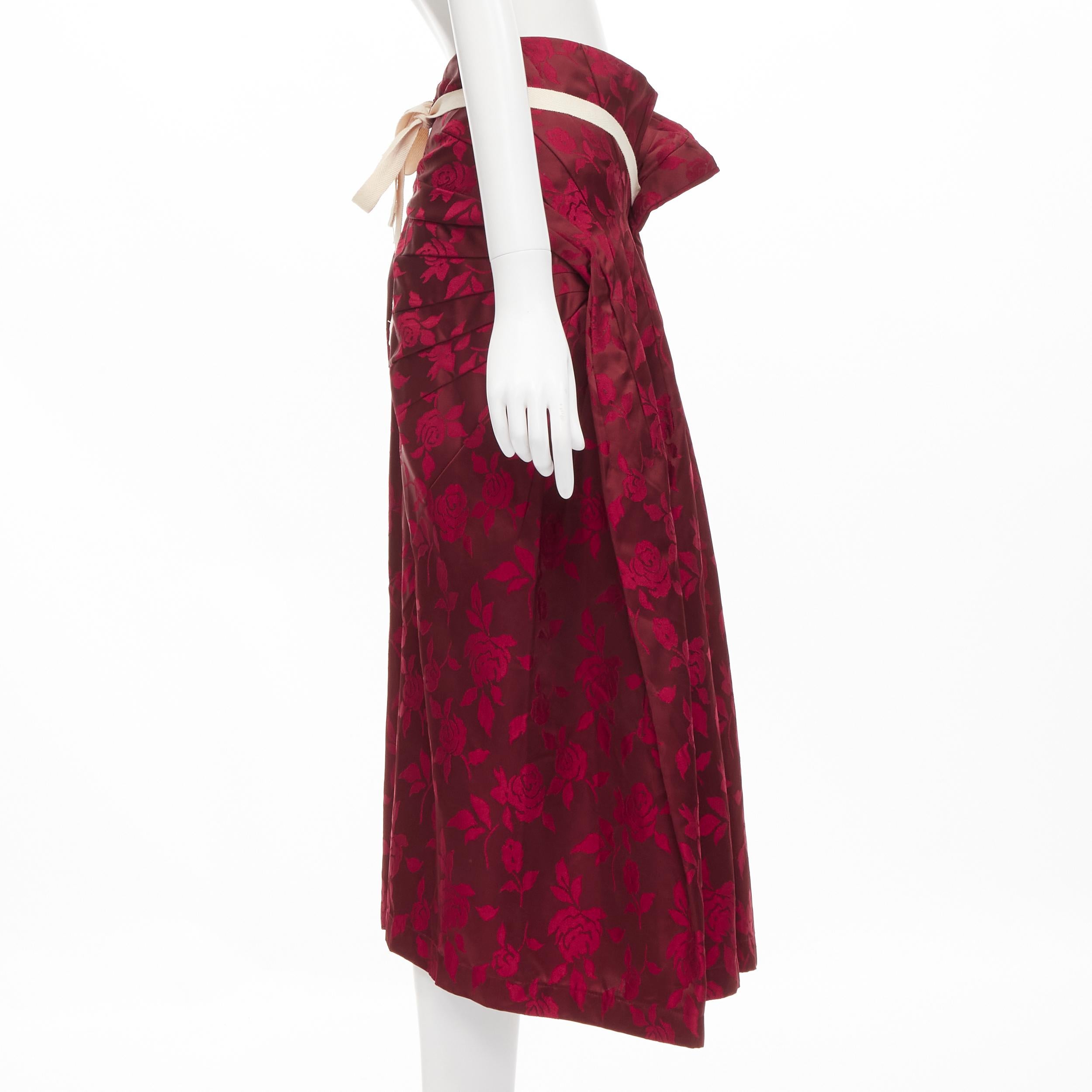 vintage JUNYA WATANABE 1996 red floral jacquard contour panel bustle skirt S In Excellent Condition In Hong Kong, NT