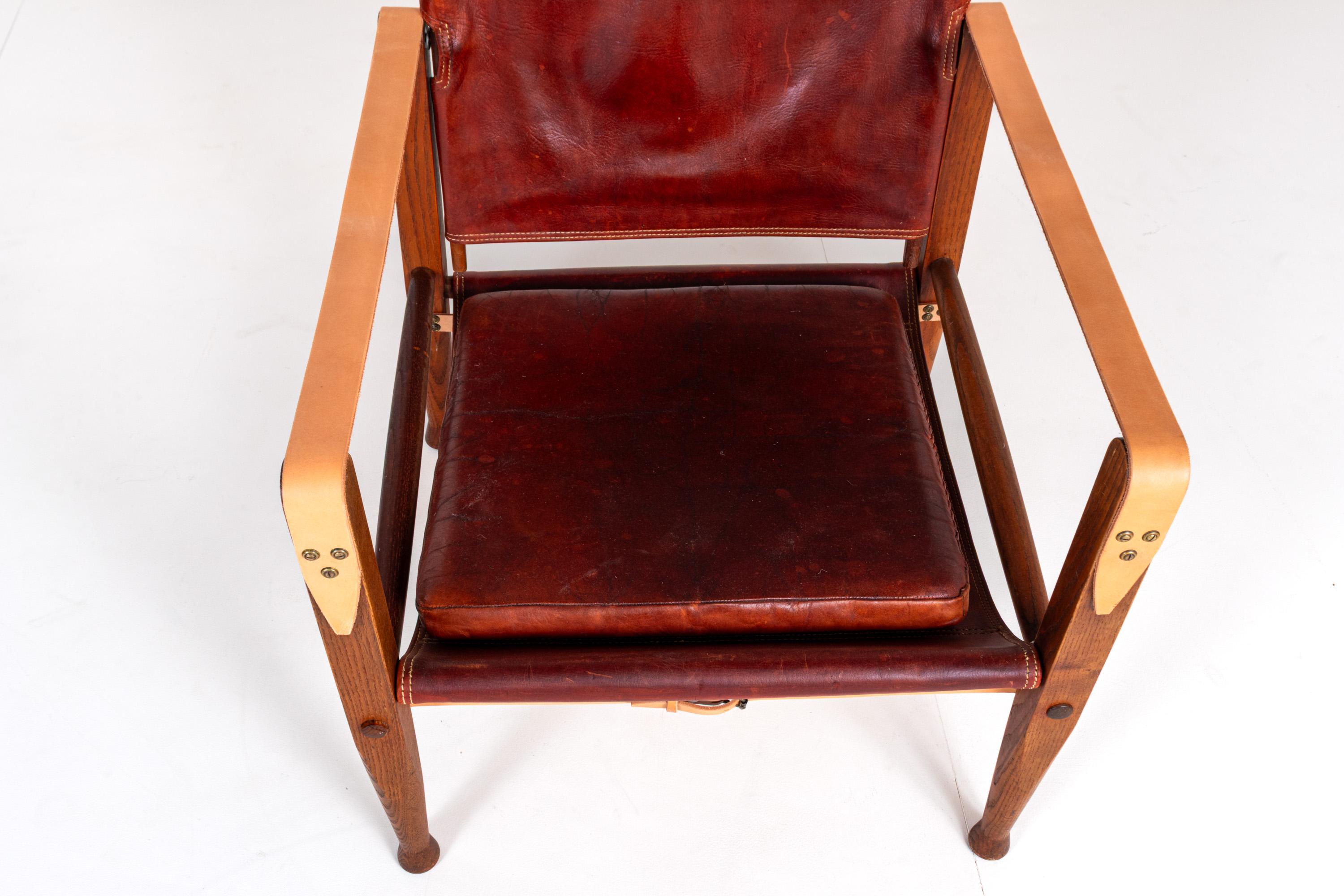 Vintage Kaare Klint for Rud Rasmussen KK47000 Safari Chair in Leather, Denmark For Sale 2