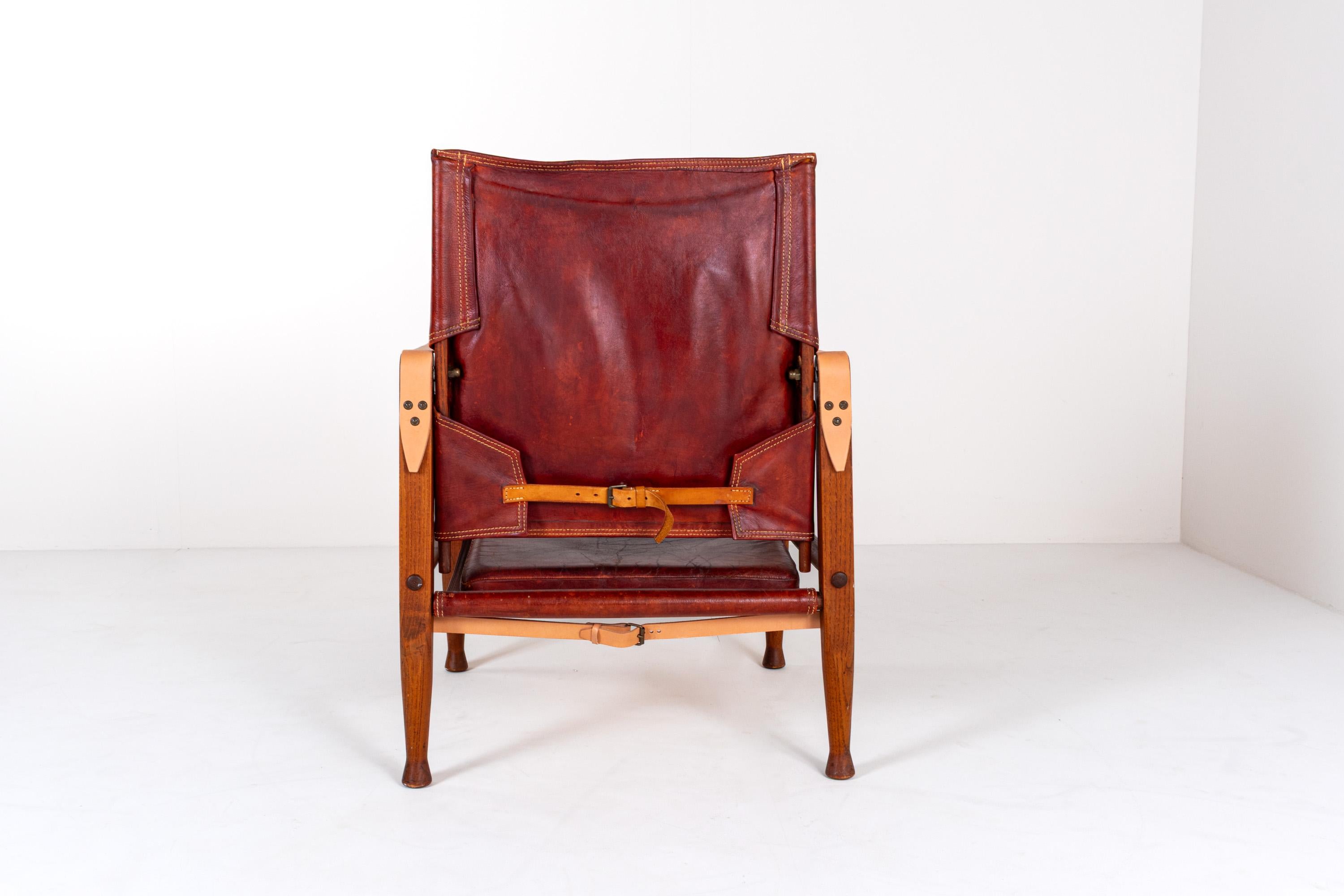 Vintage Kaare Klint for Rud Rasmussen KK47000 Safari Chair in Leather, Denmark For Sale 4